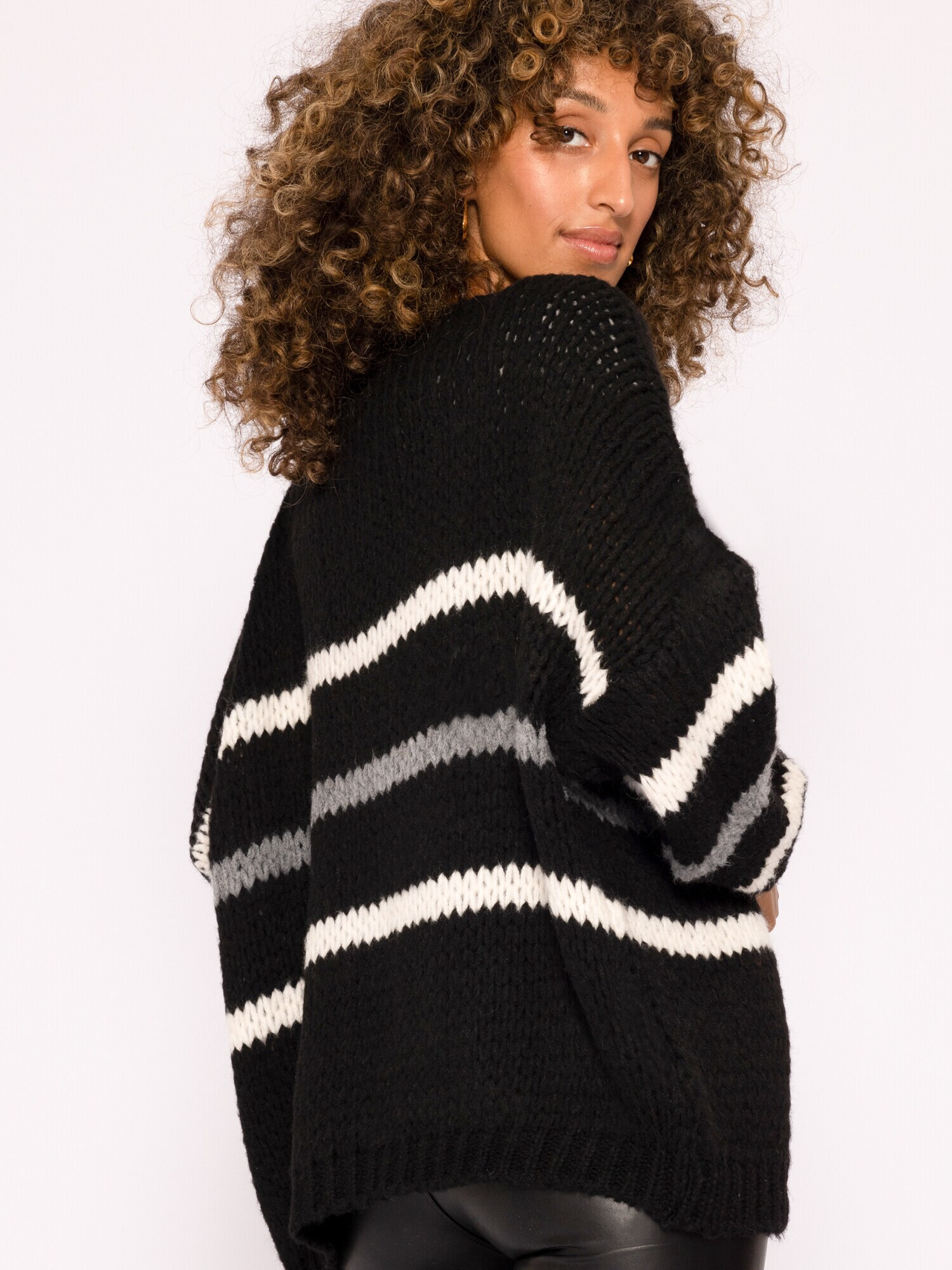 SASSYCLASSY Cardigan dimensiuni mari gri / negru / alb - Pled.ro