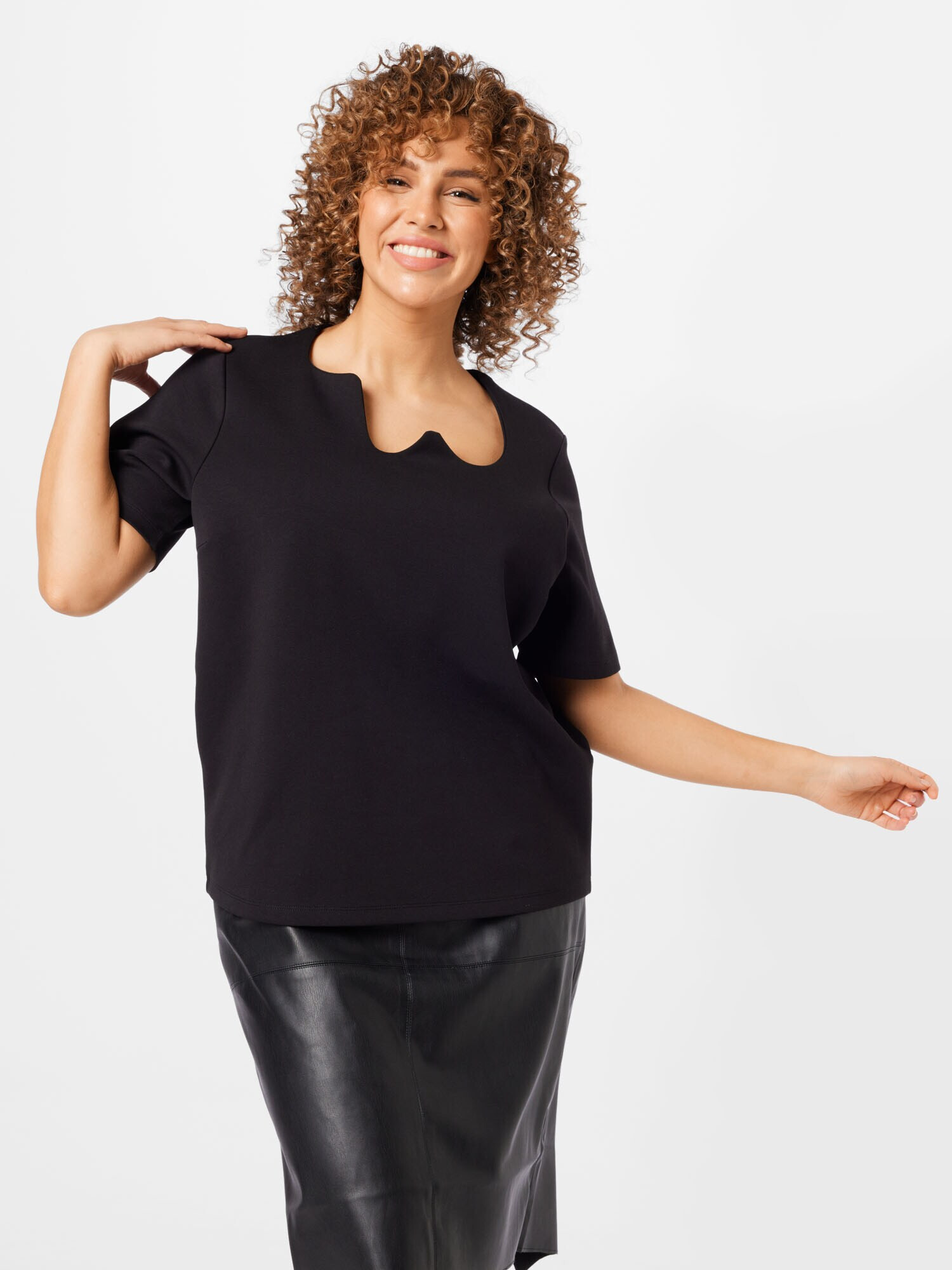 Selected Femme Curve Tricou 'EMILY' negru - Pled.ro