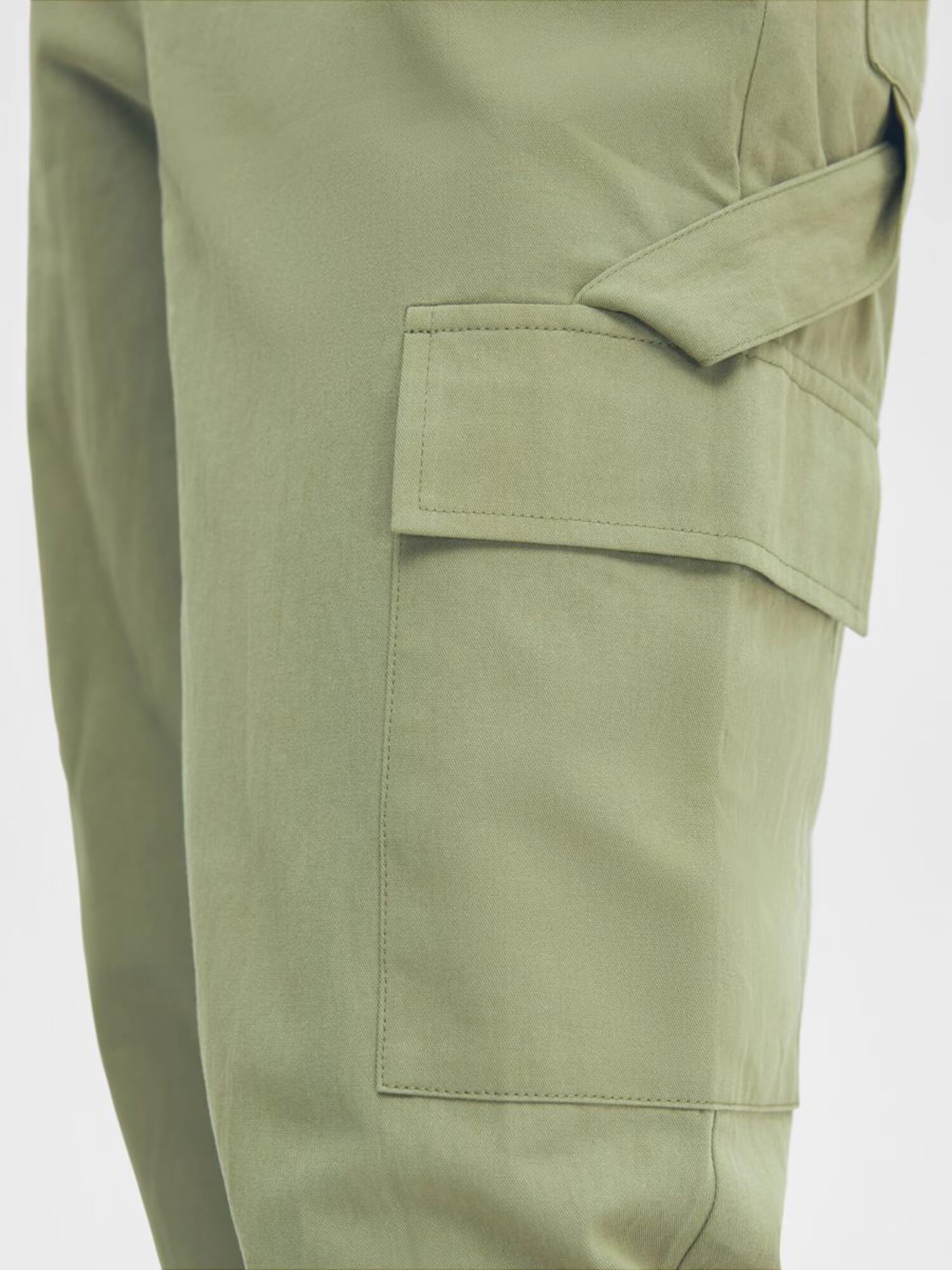 SELECTED FEMME Pantaloni cu buzunare 'Cille' verde - Pled.ro