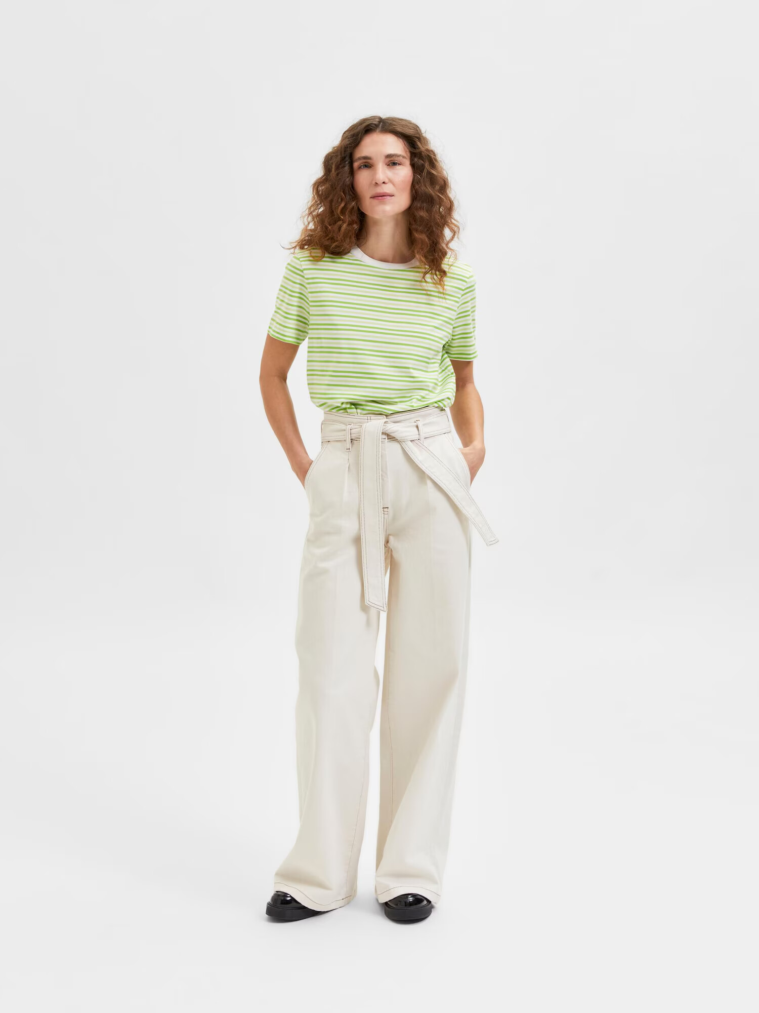 SELECTED FEMME Pantaloni cu cute 'Rilay' bej - Pled.ro