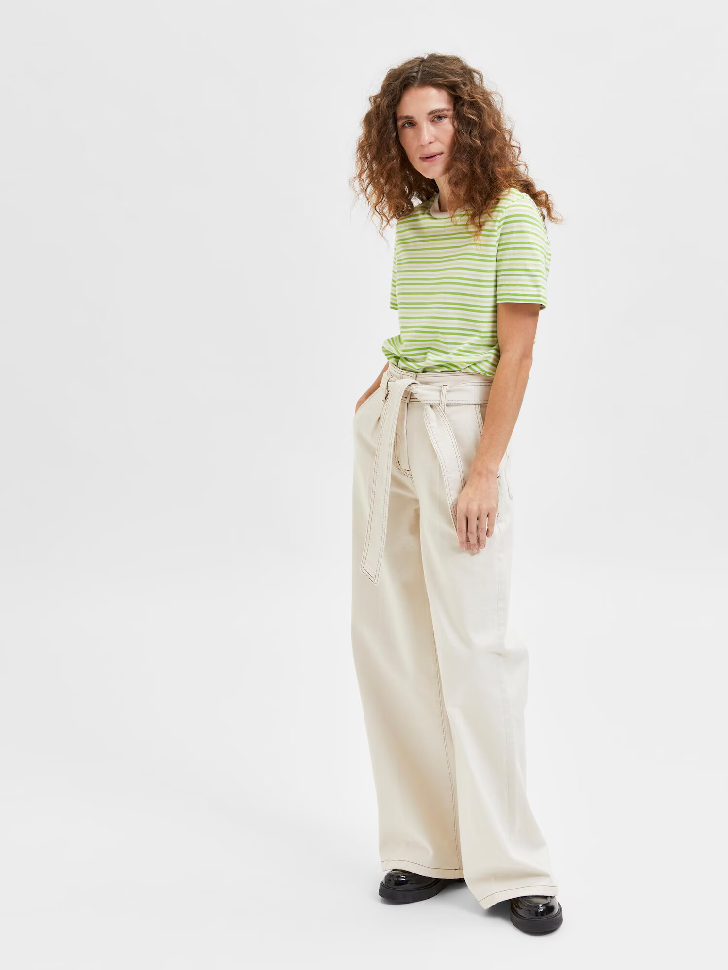 SELECTED FEMME Pantaloni cu cute 'Rilay' bej - Pled.ro