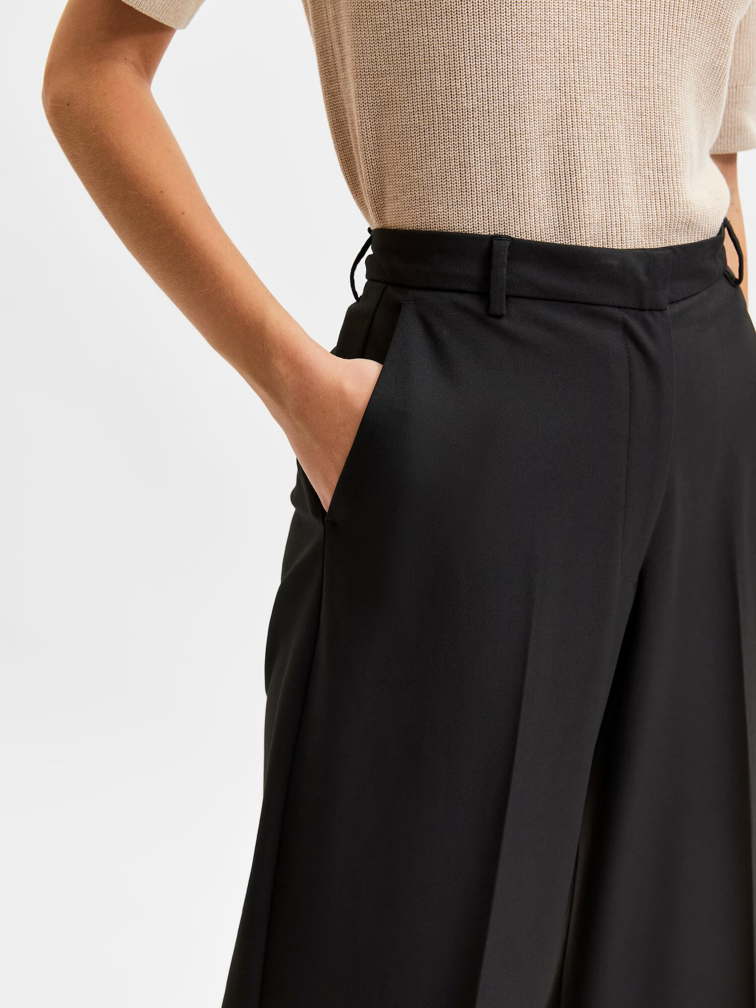 SELECTED FEMME Pantaloni cu dungă 'Eliana' negru - Pled.ro