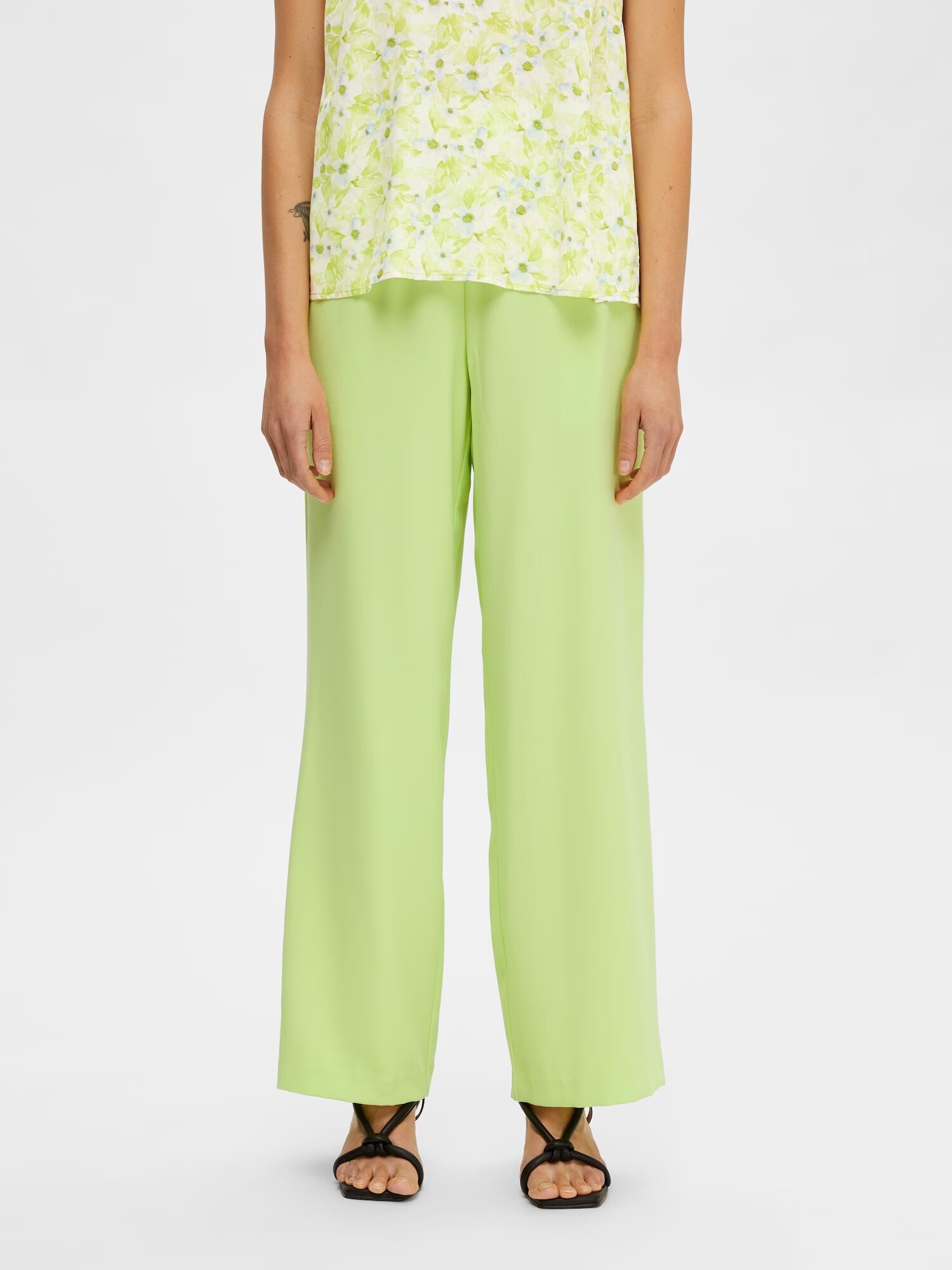 SELECTED FEMME Pantaloni 'Tinni' verde - Pled.ro