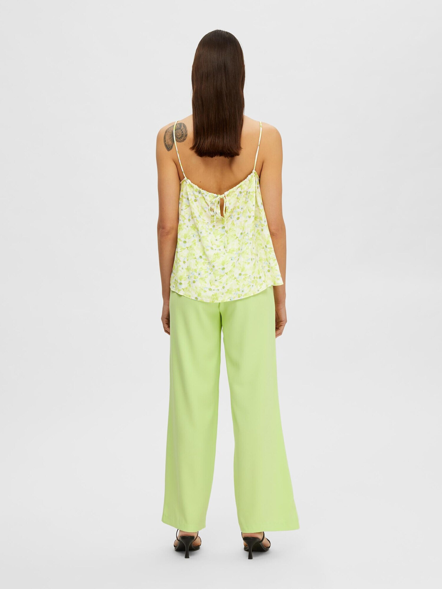 SELECTED FEMME Pantaloni 'Tinni' verde - Pled.ro