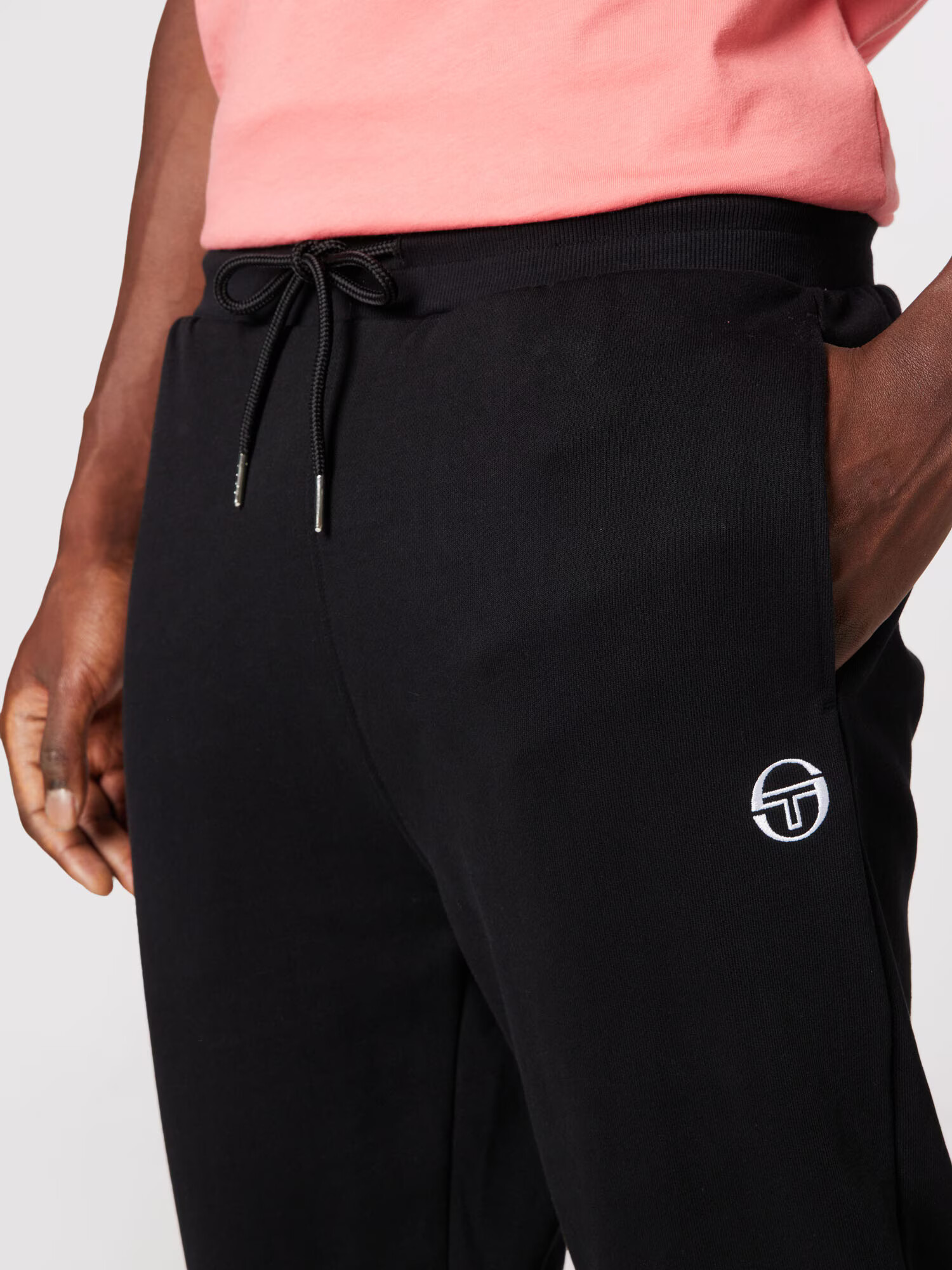 Sergio Tacchini Pantaloni sport 'SERIF' negru / alb - Pled.ro