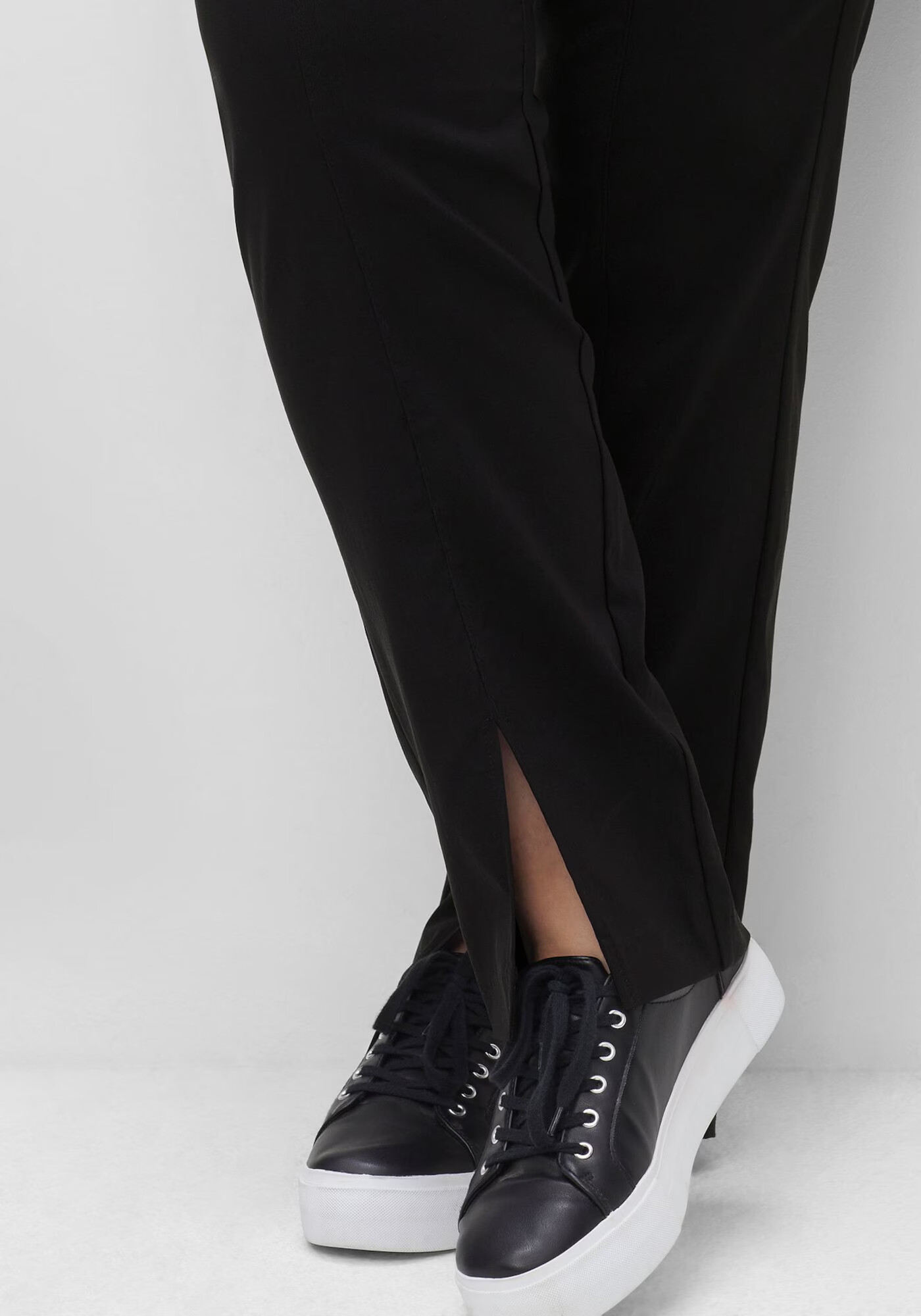 SHEEGO Pantaloni negru - Pled.ro