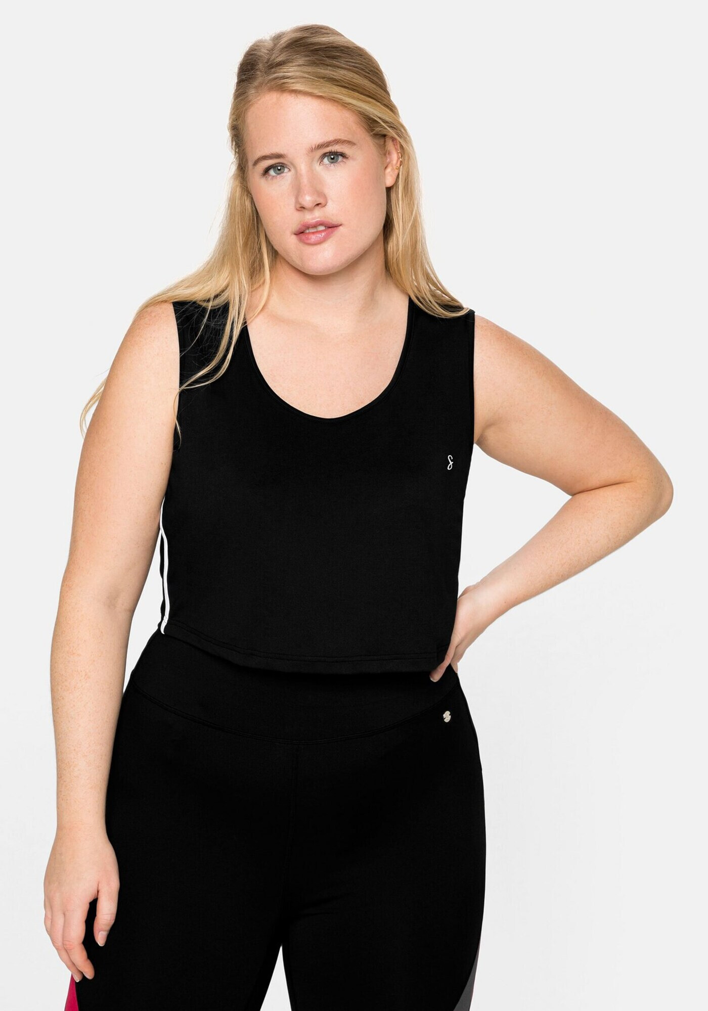 SHEEGO Sport top negru / alb - Pled.ro