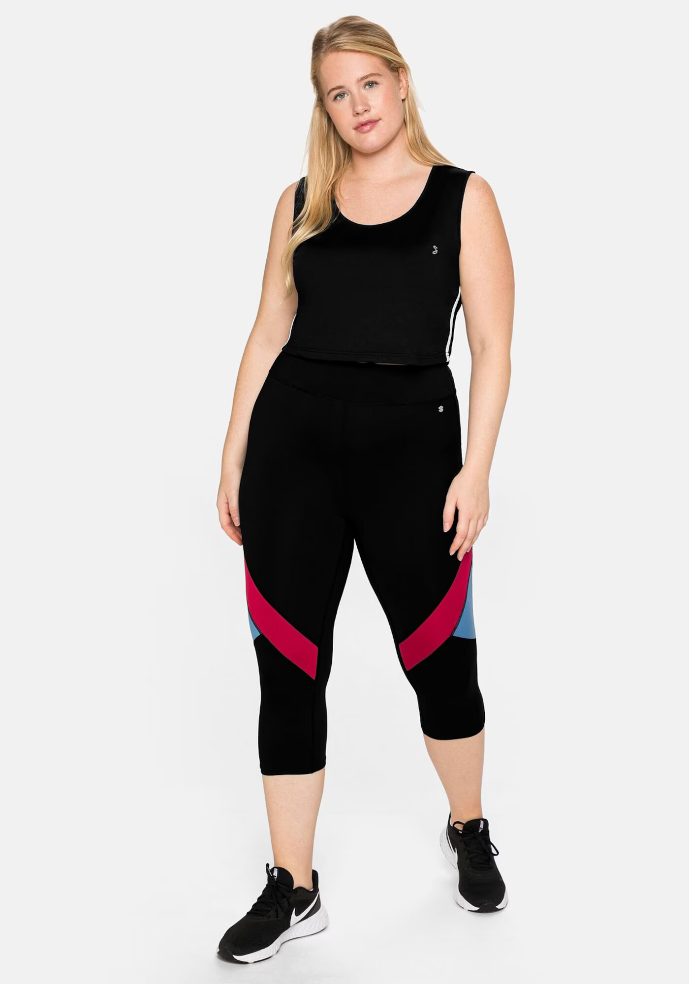 SHEEGO Sport top negru / alb - Pled.ro