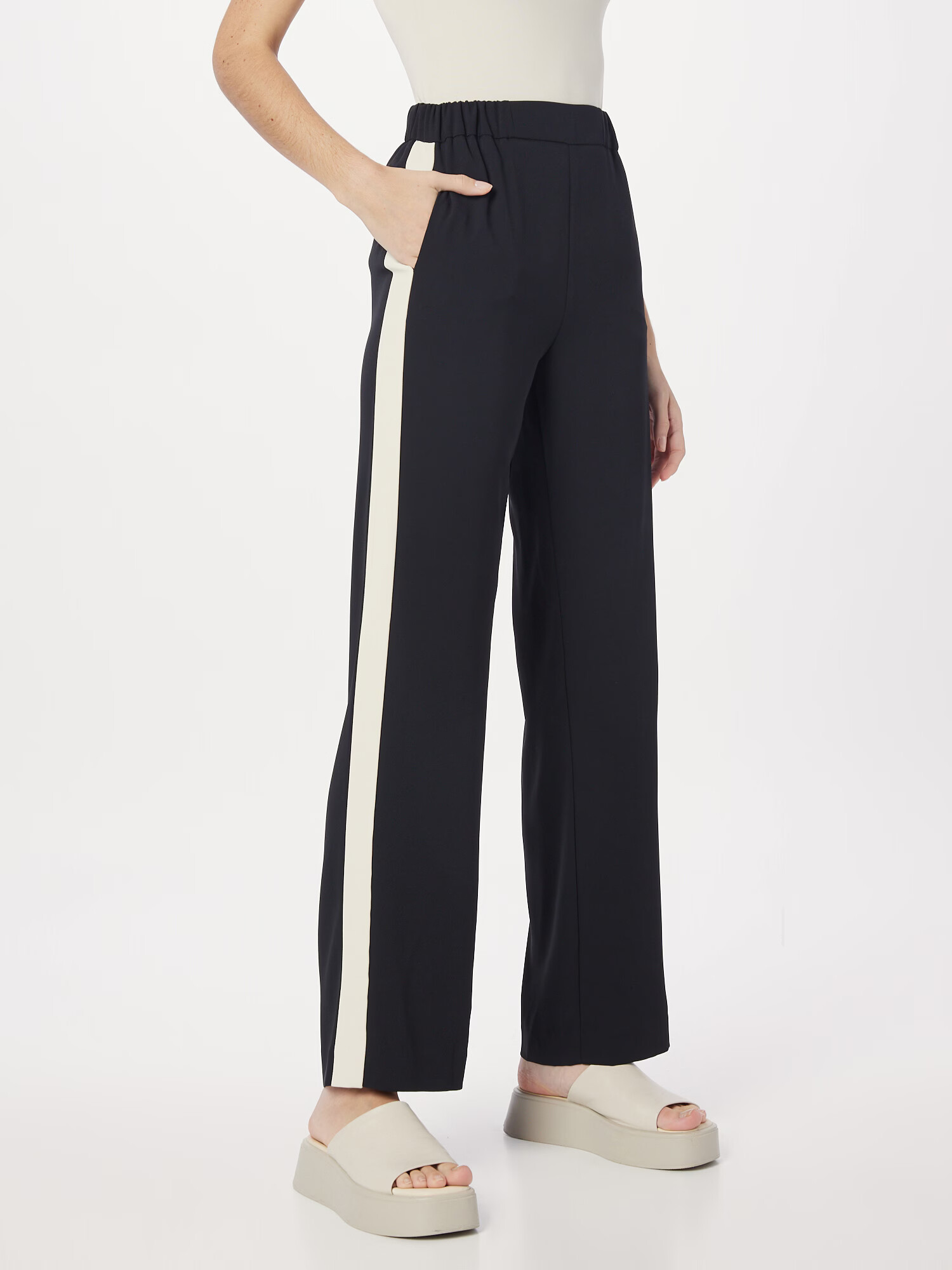 Sisley Pantaloni crem / negru - Pled.ro