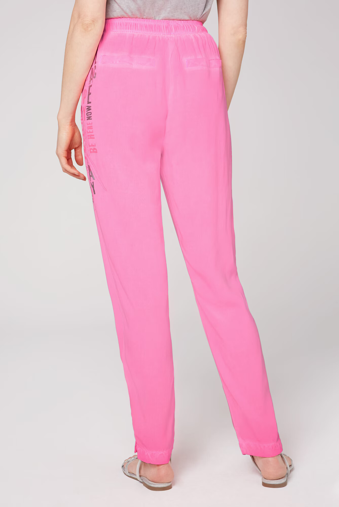 Soccx Pantaloni roz - Pled.ro