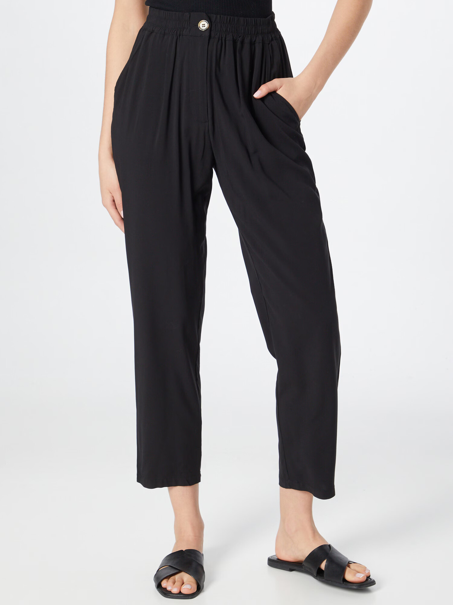 Soft Rebels Pantaloni cutați 'Brianna' negru - Pled.ro