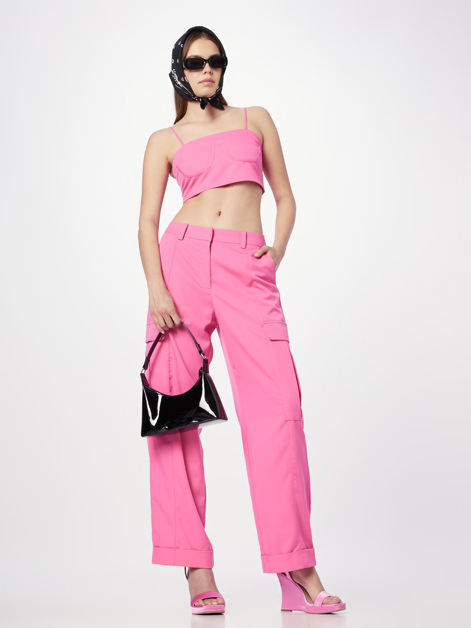 SOMETHINGNEW Pantaloni cu buzunare 'JANE' roz - Pled.ro