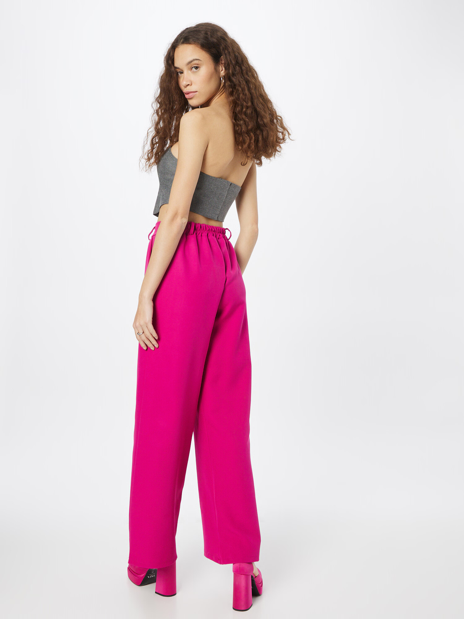 Sublevel Pantaloni cutați fucsia - Pled.ro