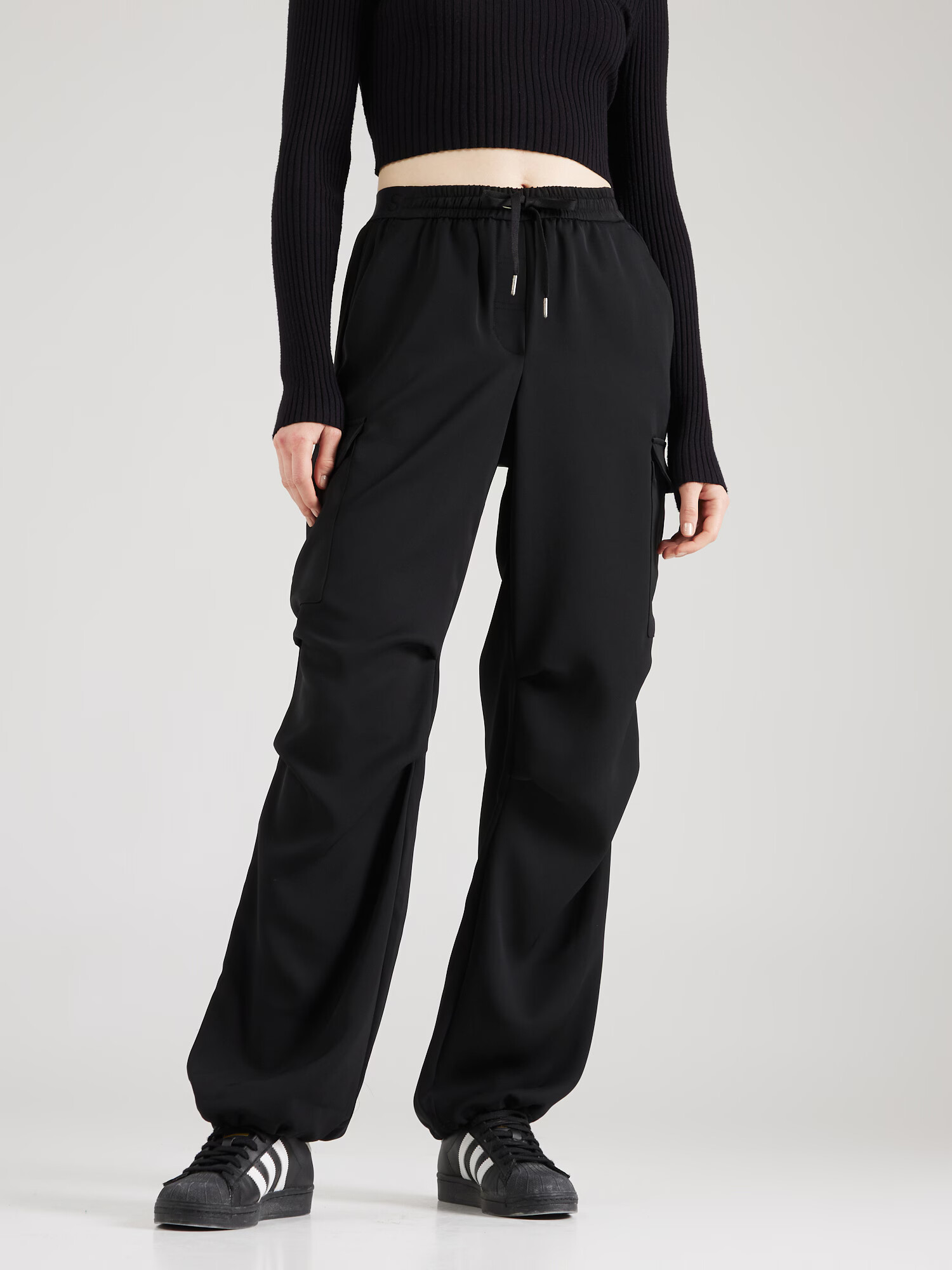 Summum Pantaloni cu buzunare 'Fluid' negru - Pled.ro