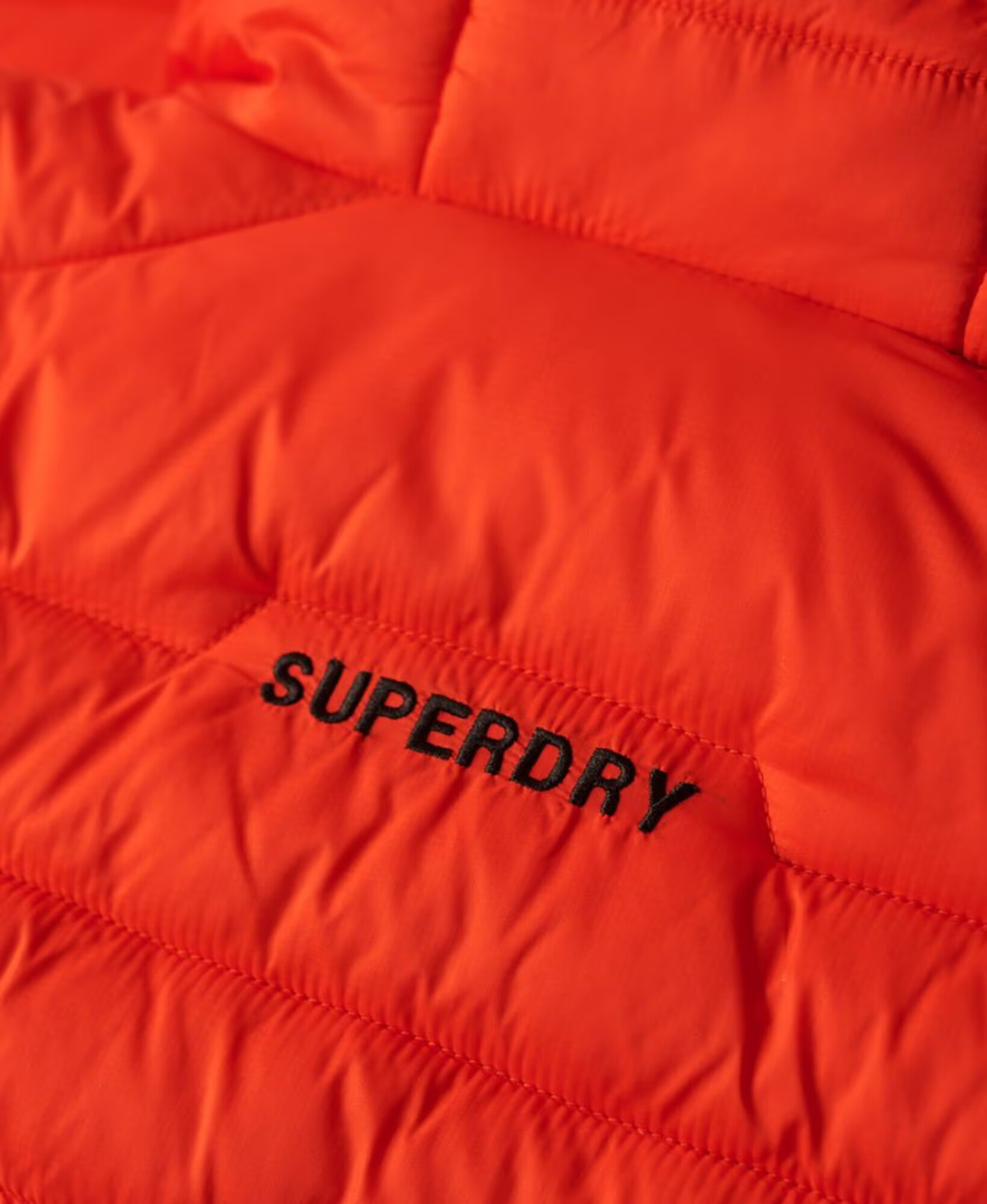 Superdry Geacă de iarnă 'Fuji' portocaliu neon / negru - Pled.ro