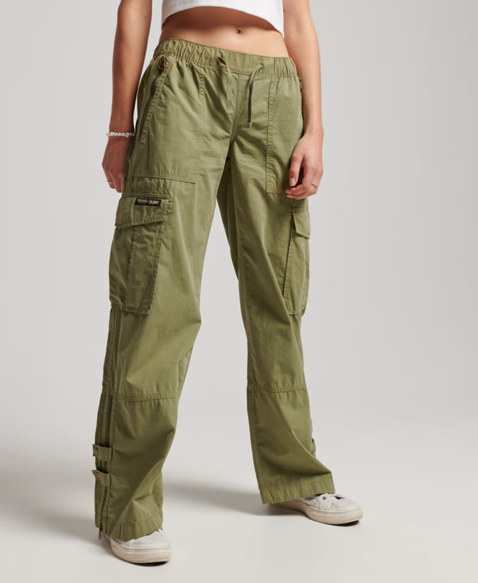 Superdry Pantaloni cu buzunare oliv - Pled.ro