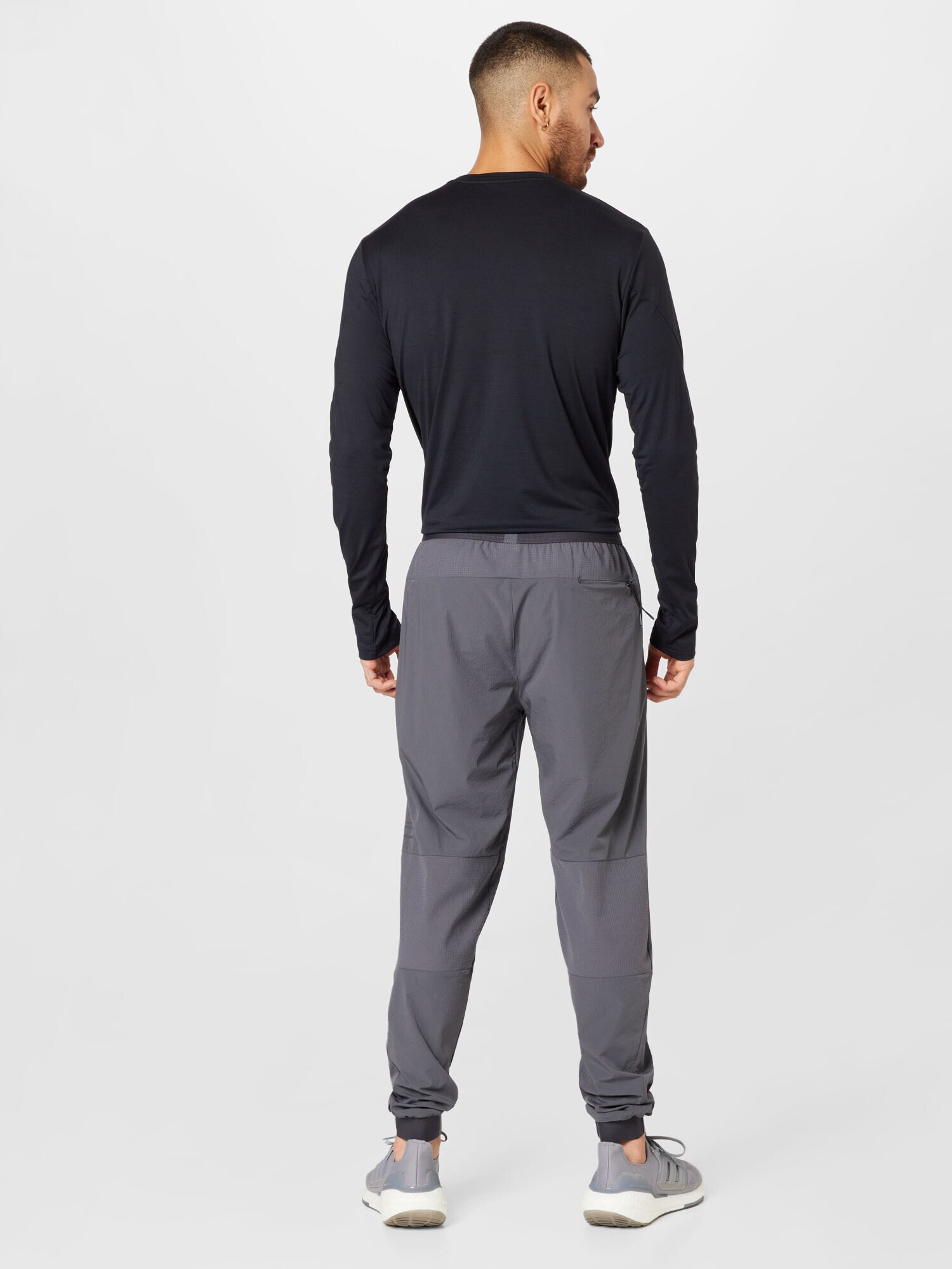 Superdry Pantaloni sport gri metalic - Pled.ro