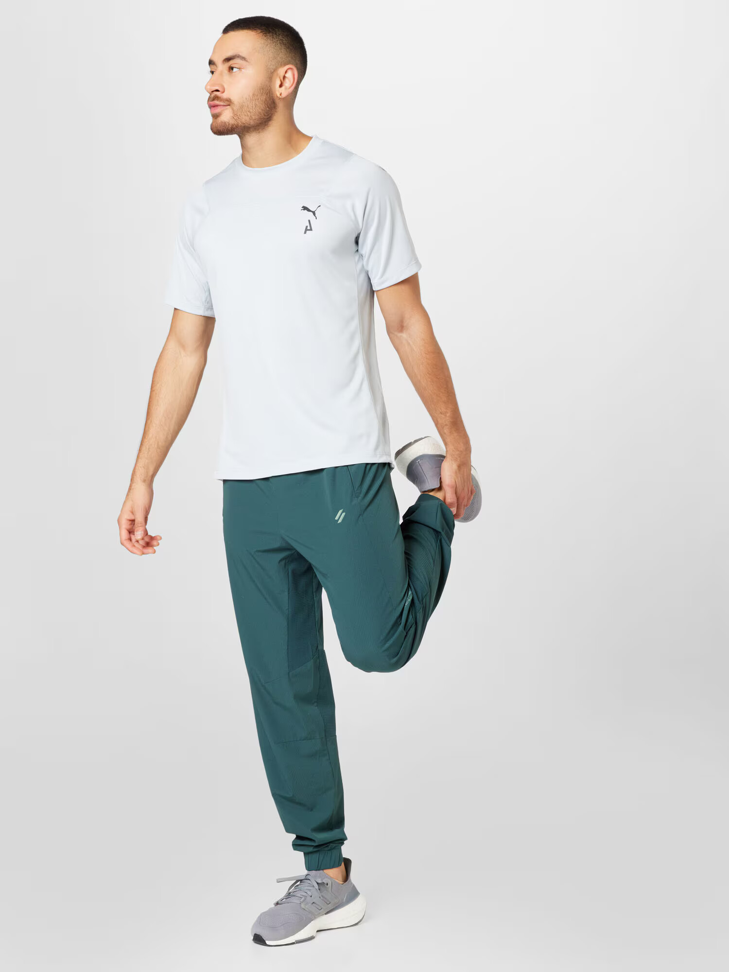 Superdry Pantaloni sport verde - Pled.ro