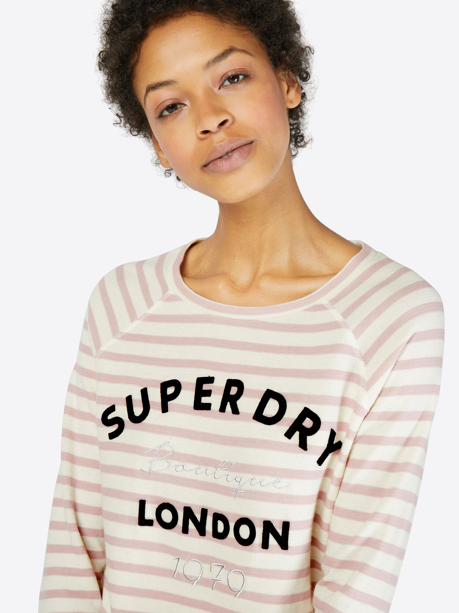 Superdry Tricou 'APPLIQUE' mov liliachiu / alb - Pled.ro