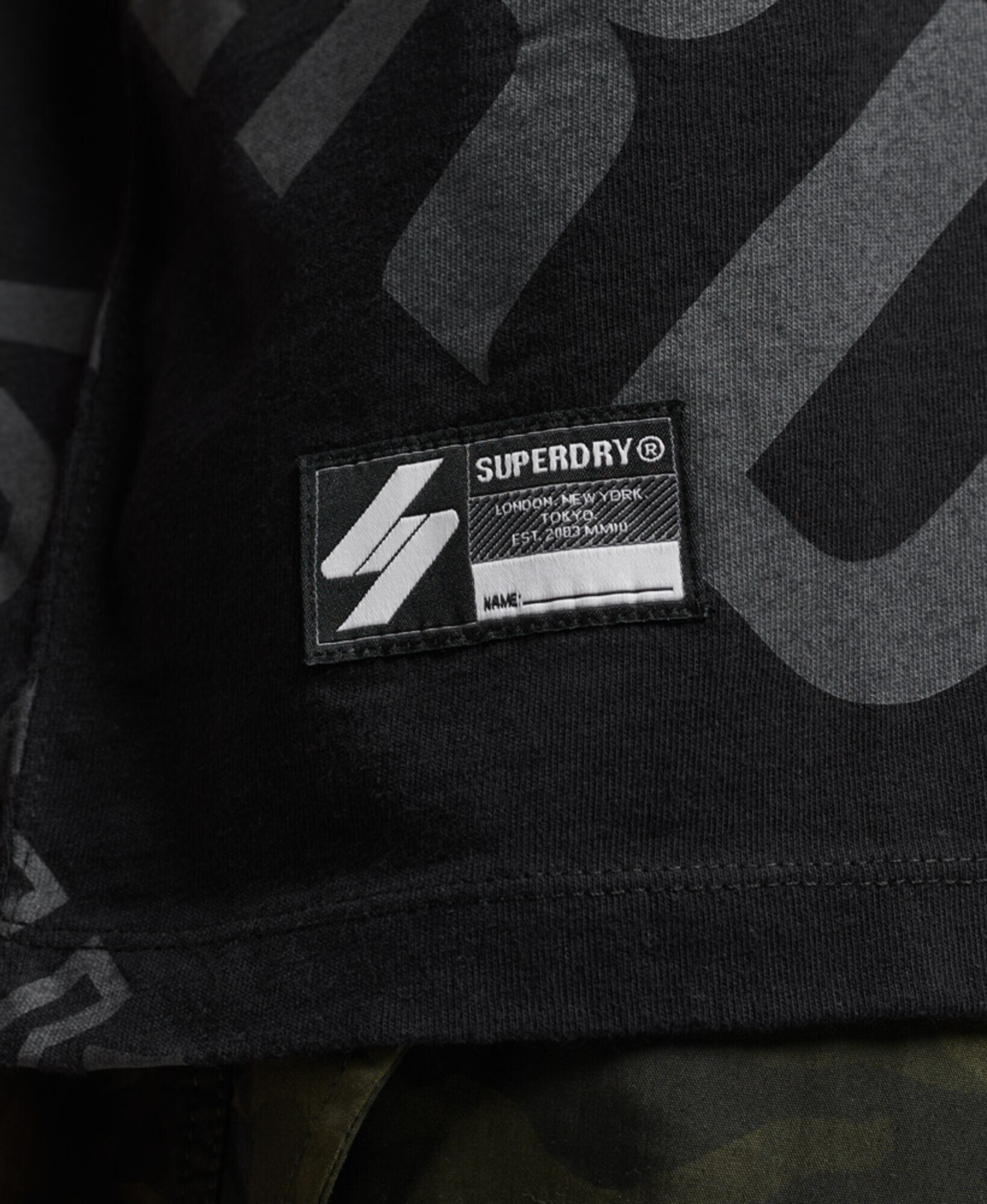 Superdry Tricou gri deschis / negru - Pled.ro