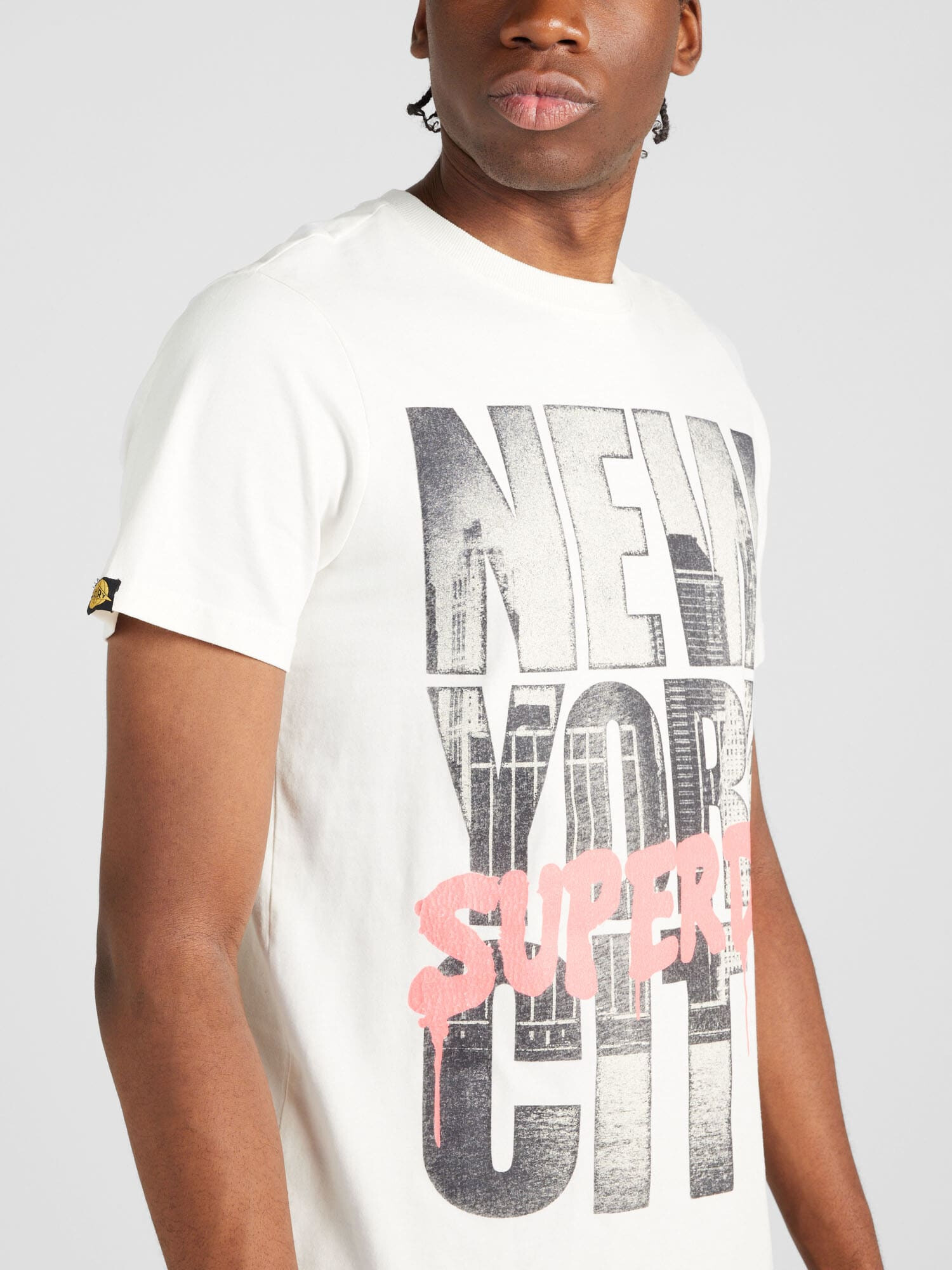 Superdry Tricou gri bazalt / roșu deschis / negru / alb murdar - Pled.ro