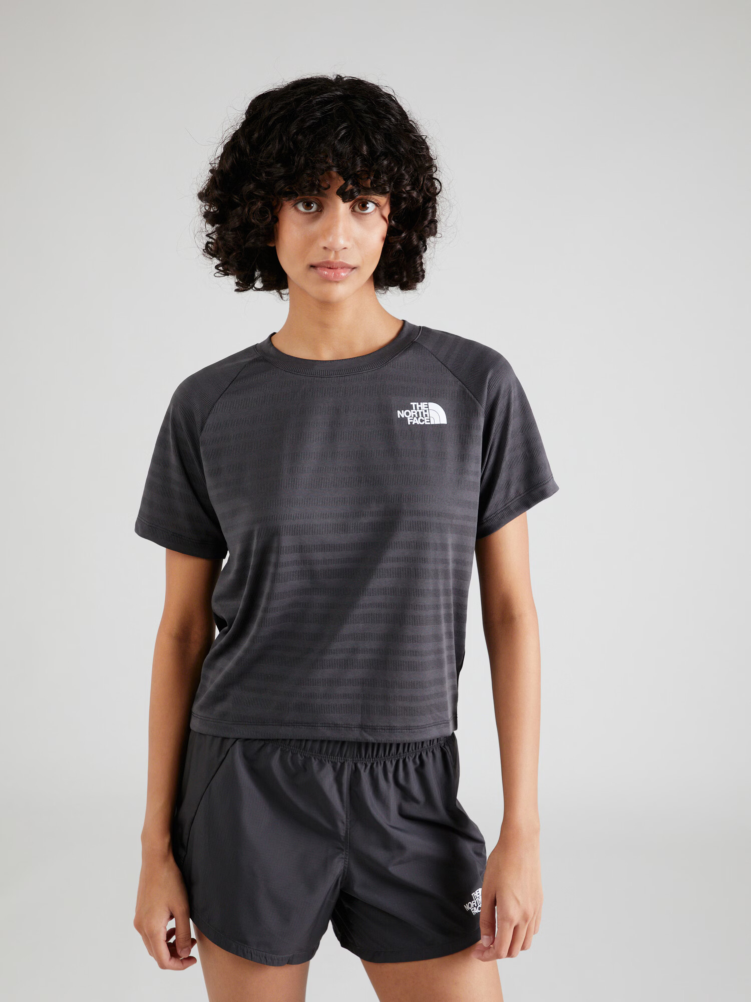 THE NORTH FACE Tricou funcțional 'Mountain Athletics' gri închis / negru / alb - Pled.ro