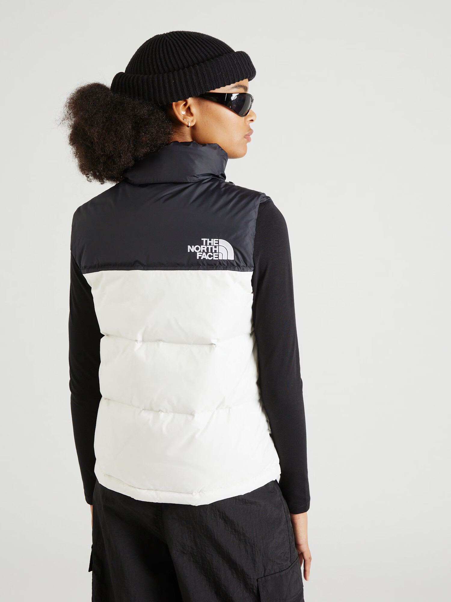 THE NORTH FACE Vestă '1996 RETRO NUPTSE' negru / alb - Pled.ro