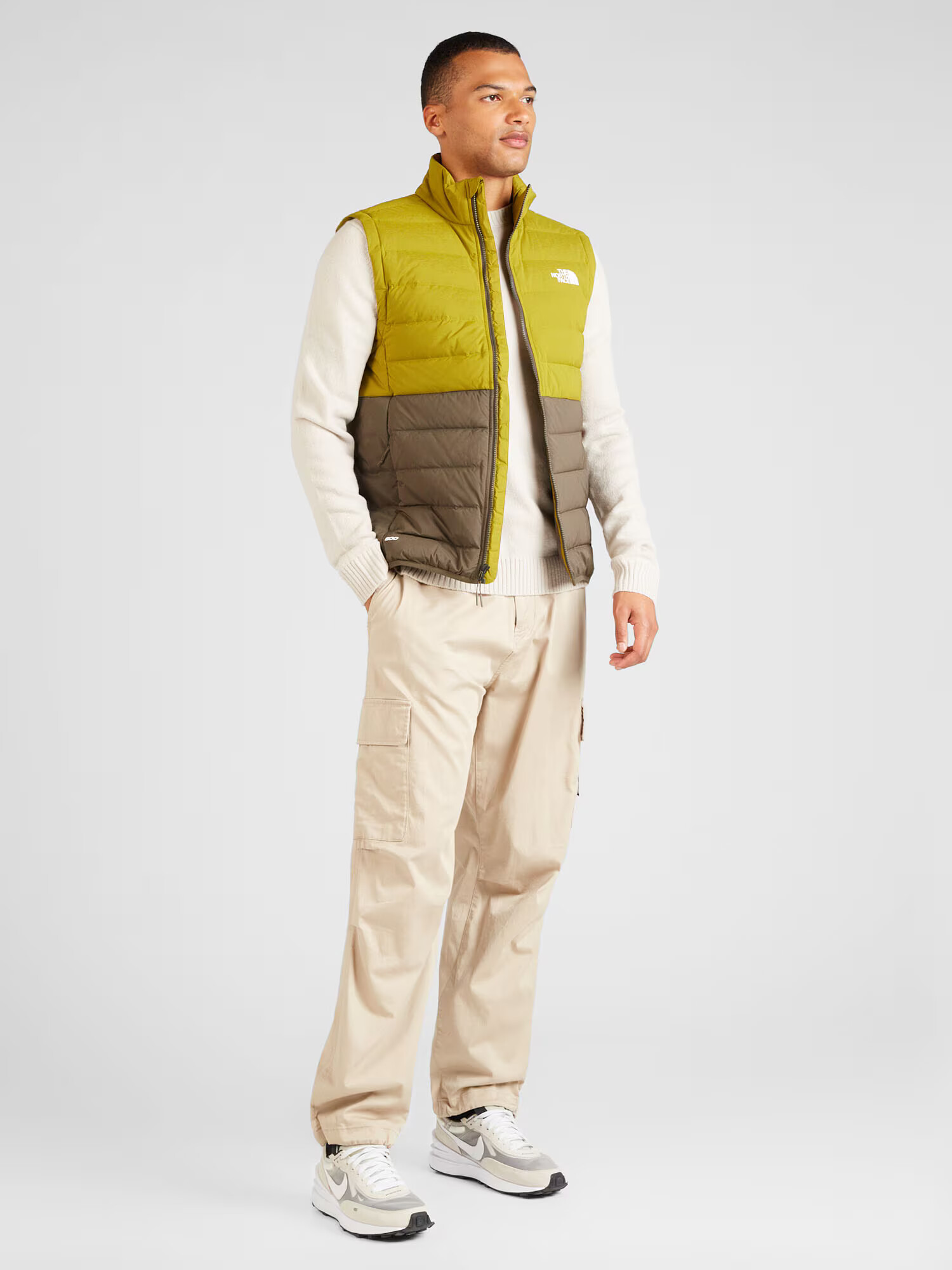 THE NORTH FACE Vestă sport oliv / verde stuf / alb - Pled.ro