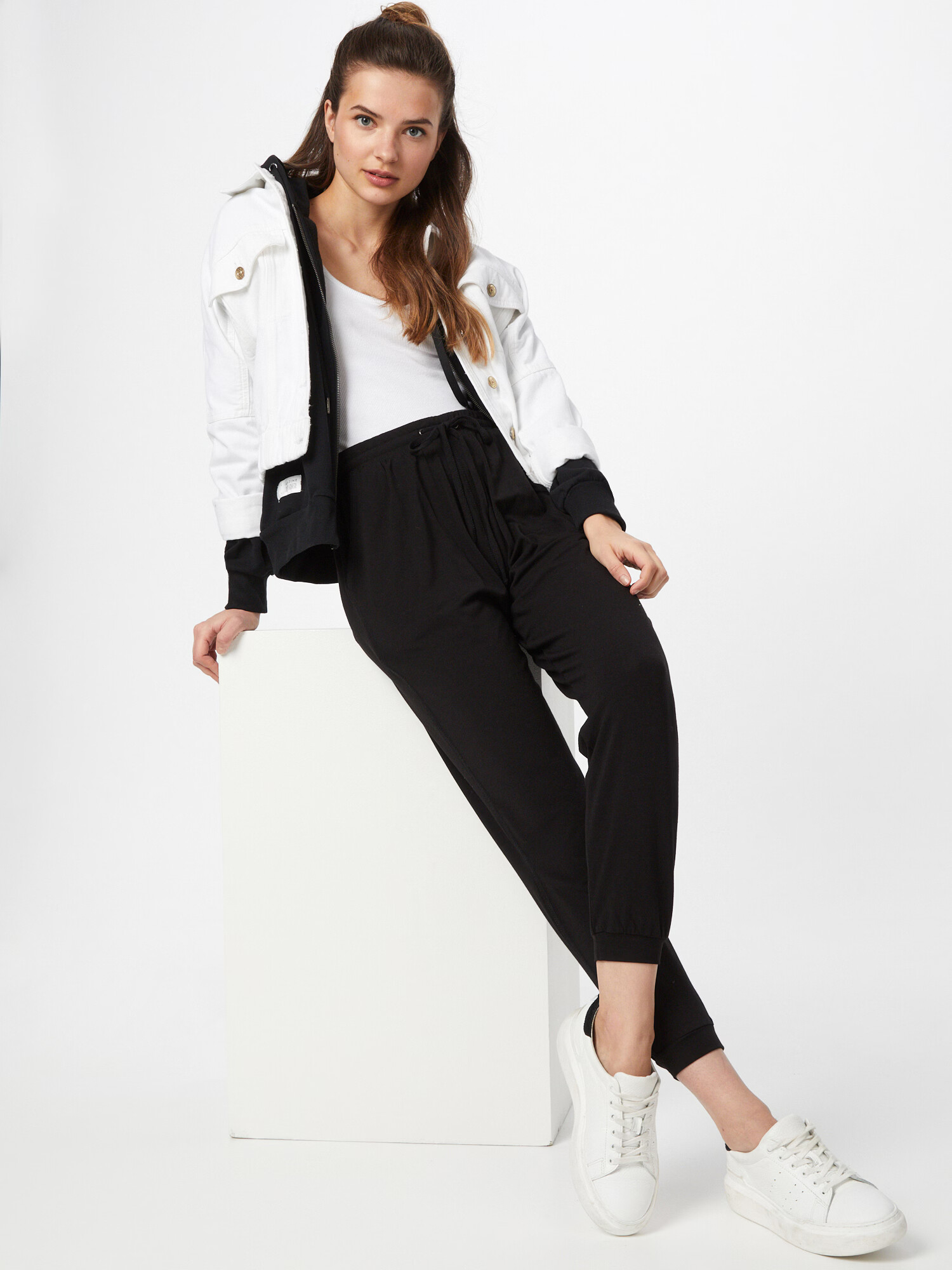 Thought Pantaloni 'EMERSON' negru - Pled.ro