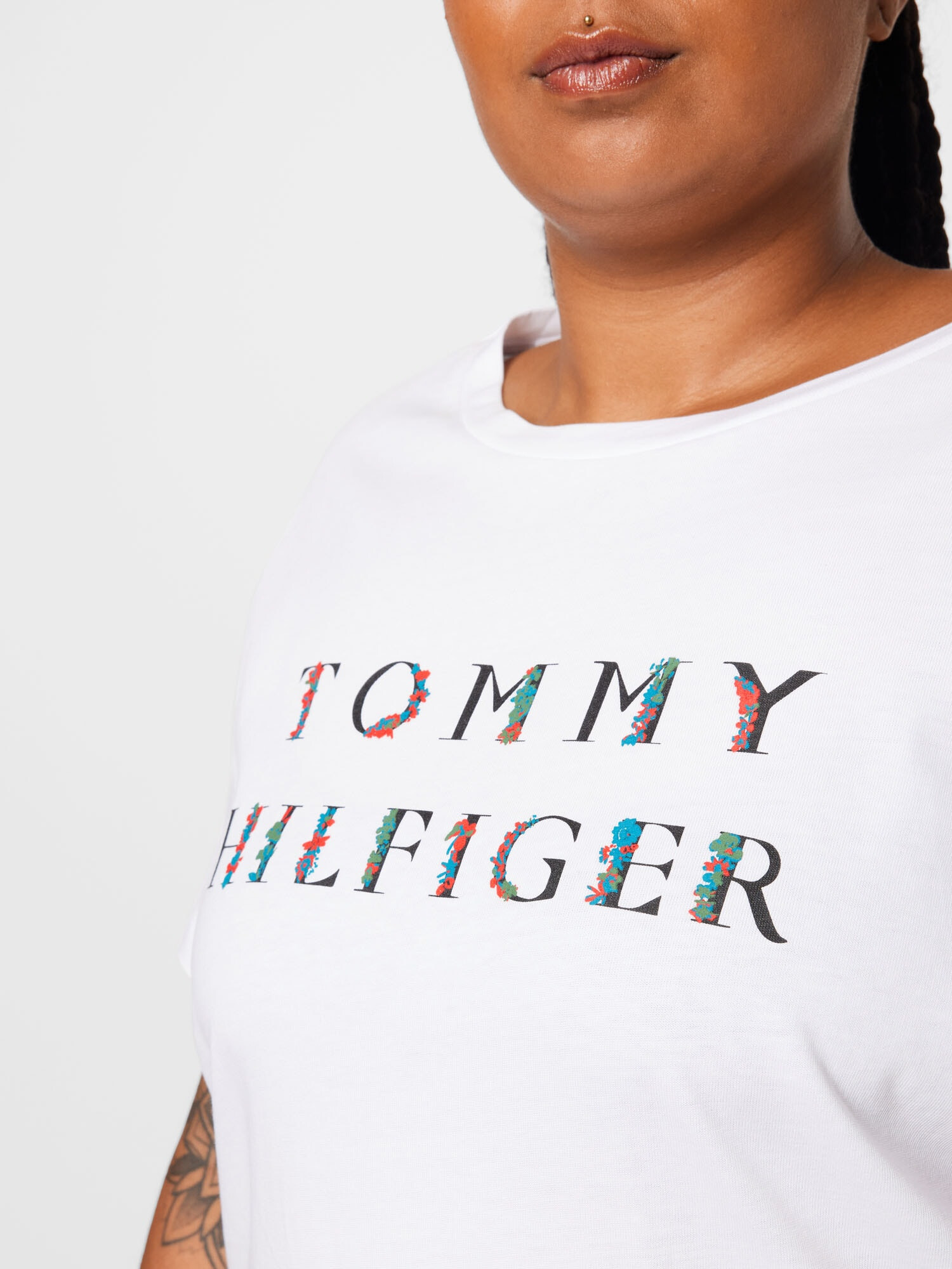 Tommy Hilfiger Curve Tricou albastru deschis / roșu deschis / negru / alb - Pled.ro