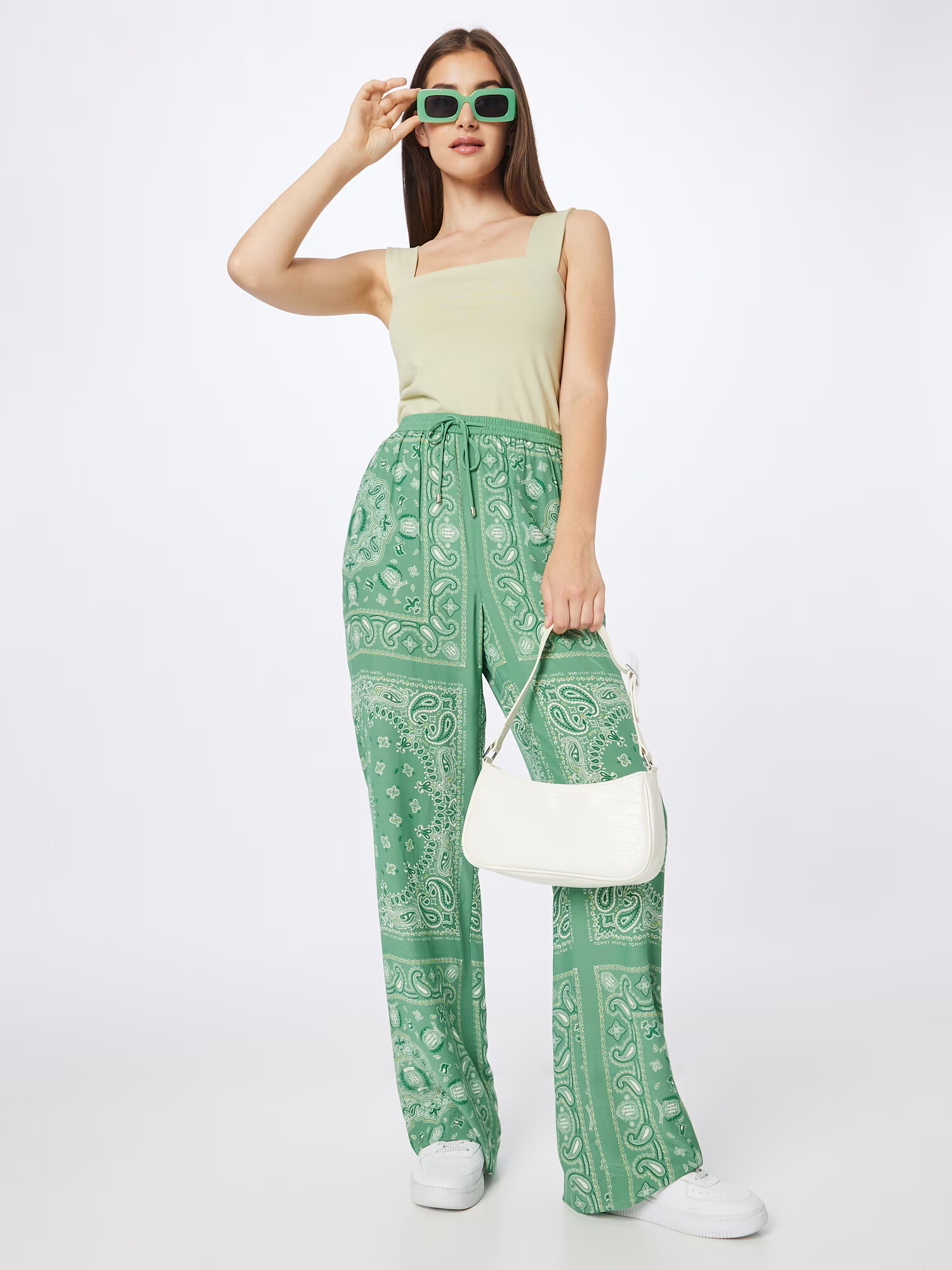 TOMMY HILFIGER Pantaloni verde / alb - Pled.ro