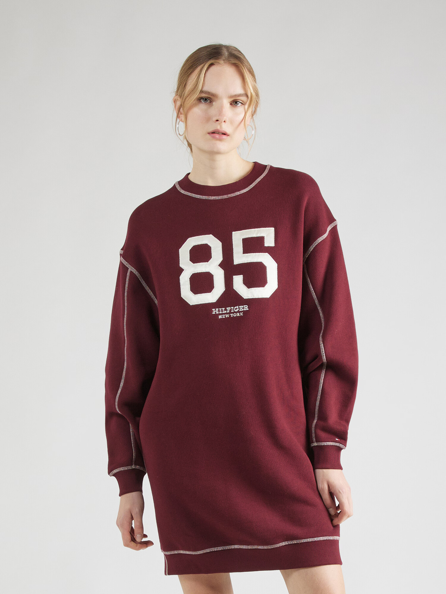 TOMMY HILFIGER Rochie 'Varsity 85' roşu închis / alb - Pled.ro