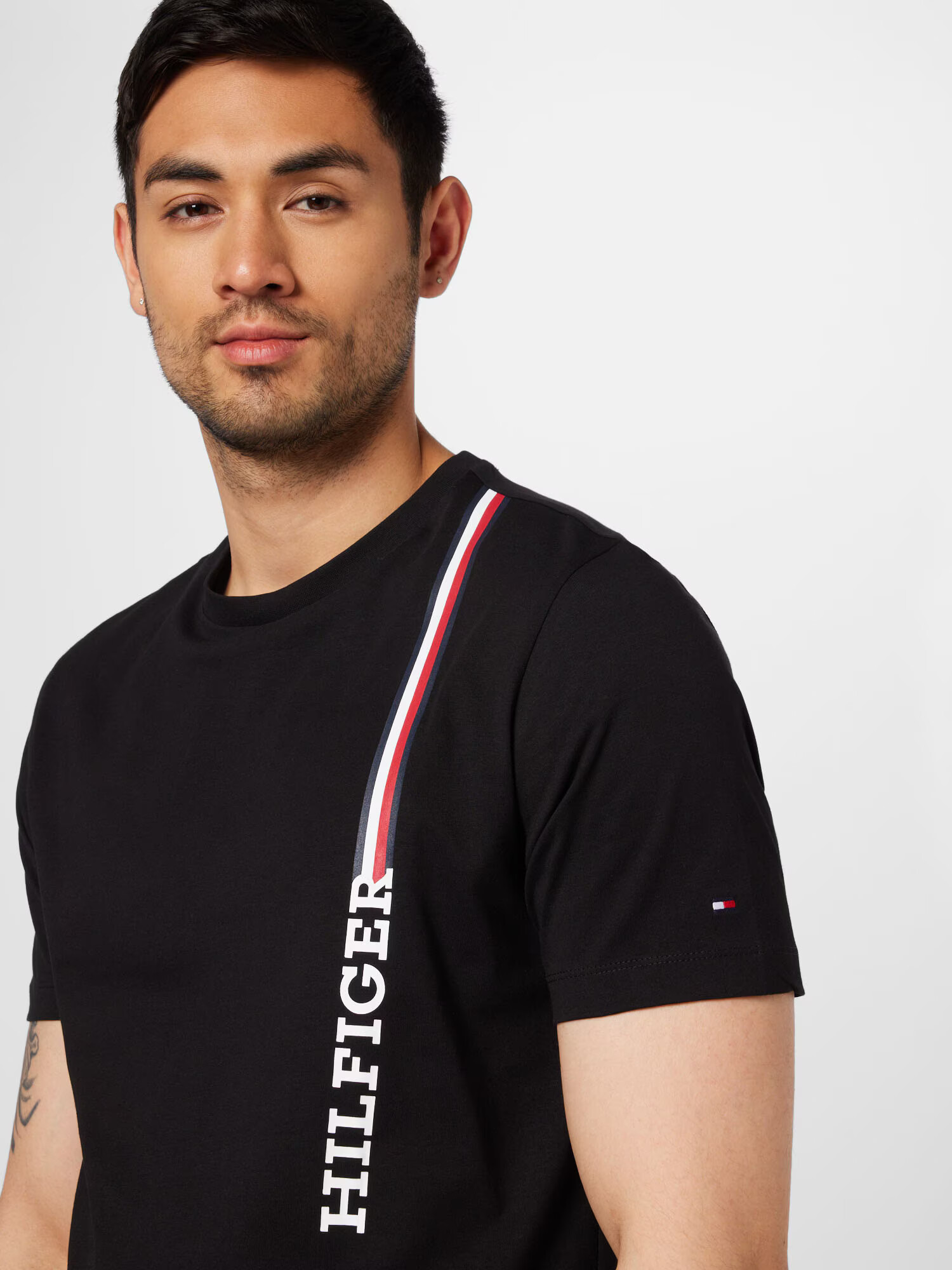 TOMMY HILFIGER Tricou albastru marin / roșu / negru / alb - Pled.ro