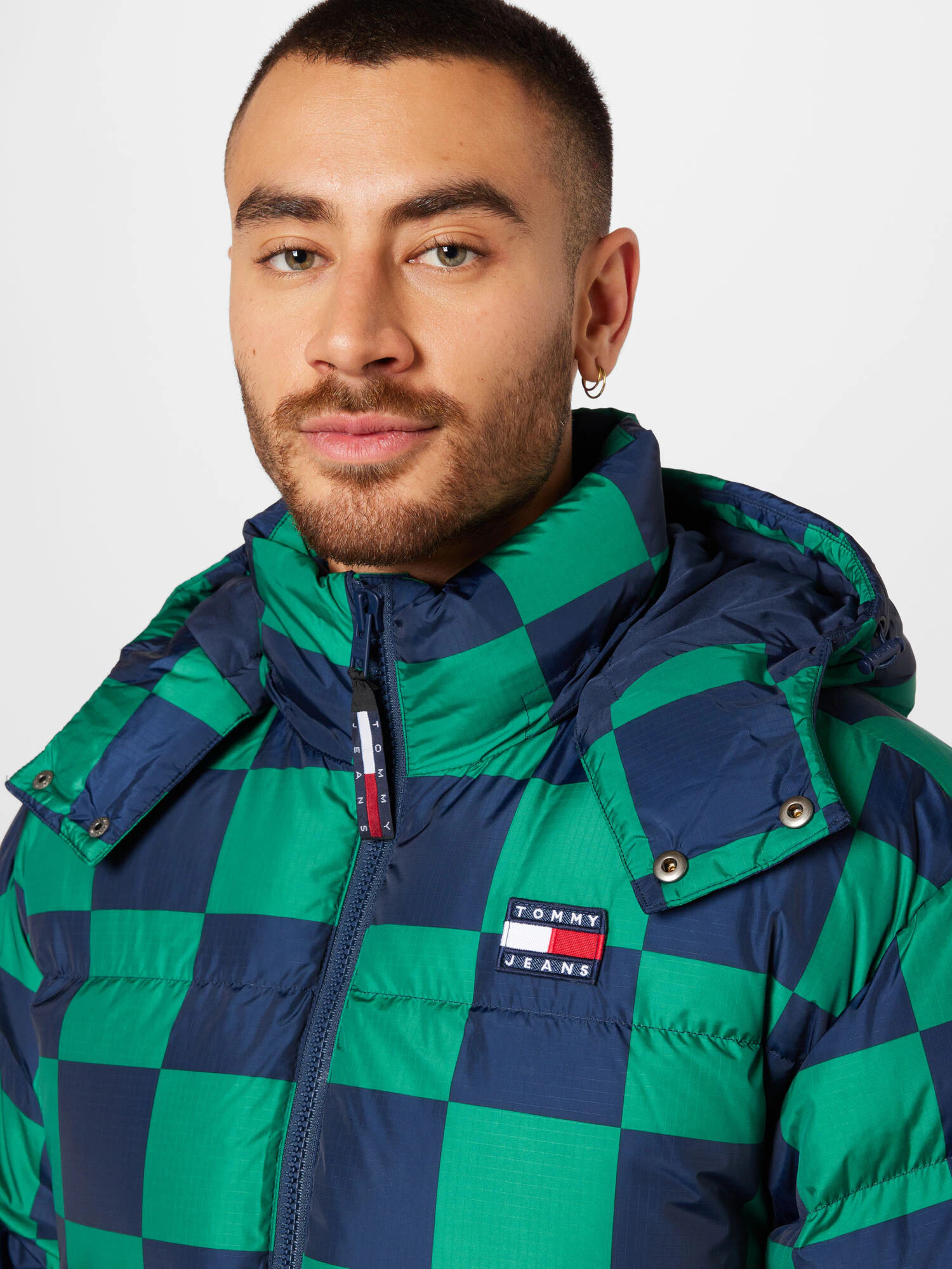 Tommy Jeans Geacă de iarnă 'Alaska' verde / roșu / negru / alb - Pled.ro