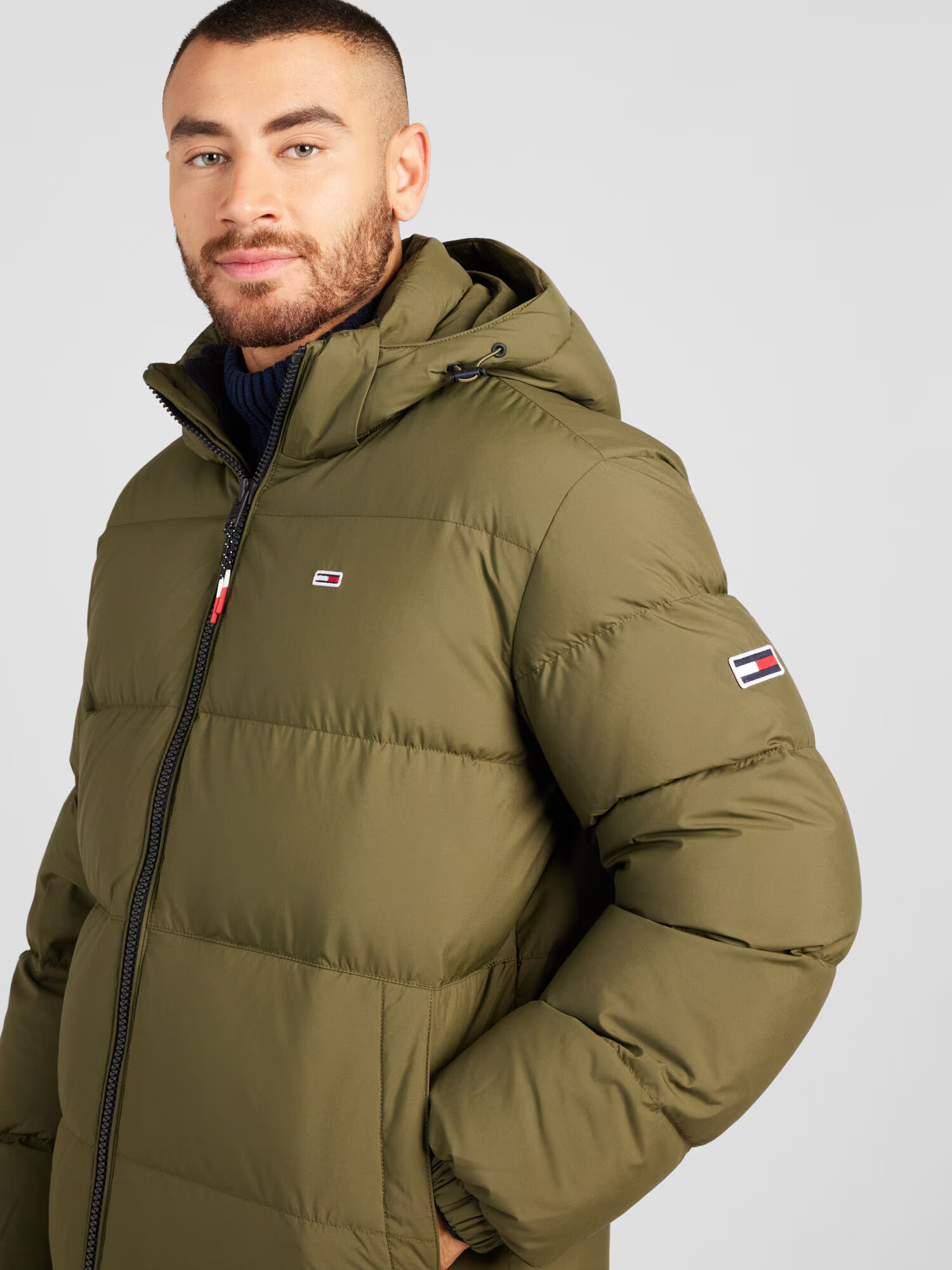 Tommy Jeans Geacă de iarnă 'Essential' bleumarin / oliv / roșu / alb - Pled.ro