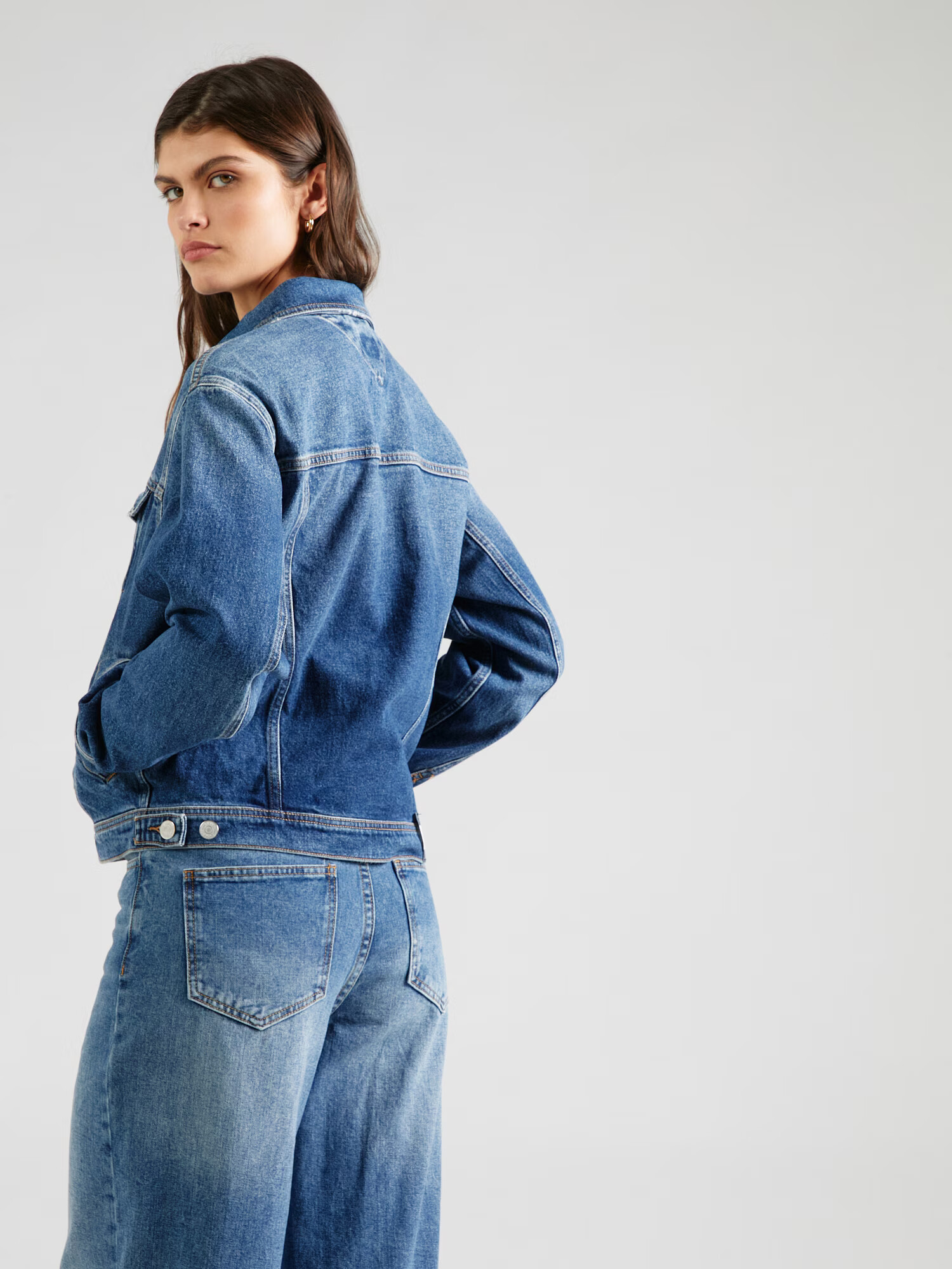 Tommy Jeans Geacă de primăvară-toamnă albastru denim - Pled.ro