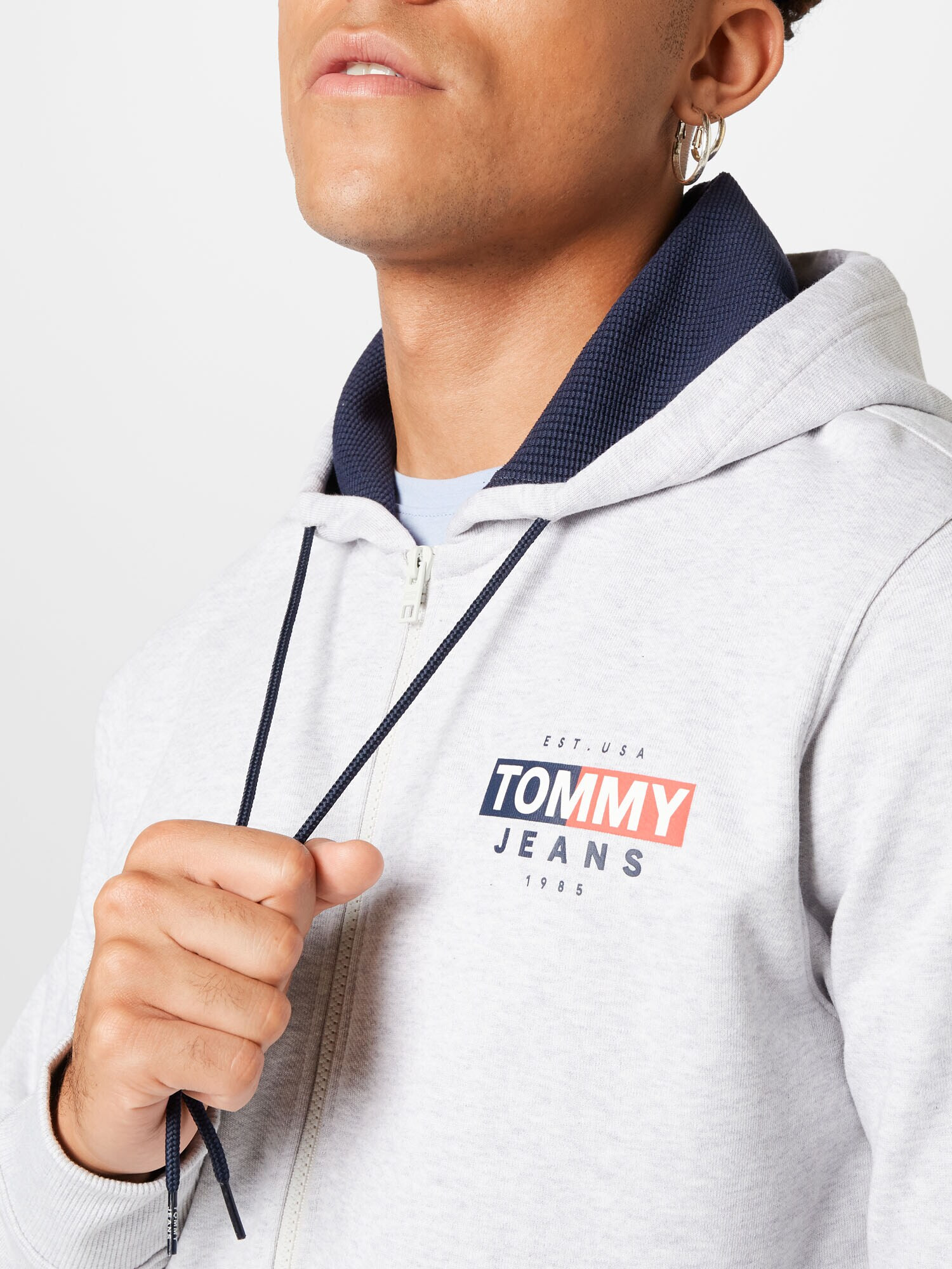 Tommy Jeans Hanorac bleumarin / gri deschis / roșu / alb - Pled.ro