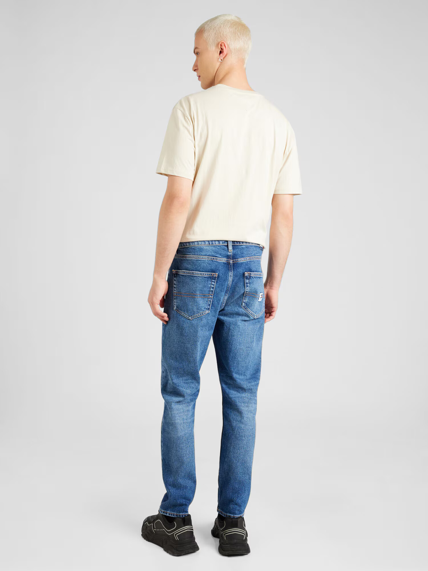 Tommy Jeans Jeans 'DAD' albastru denim - Pled.ro