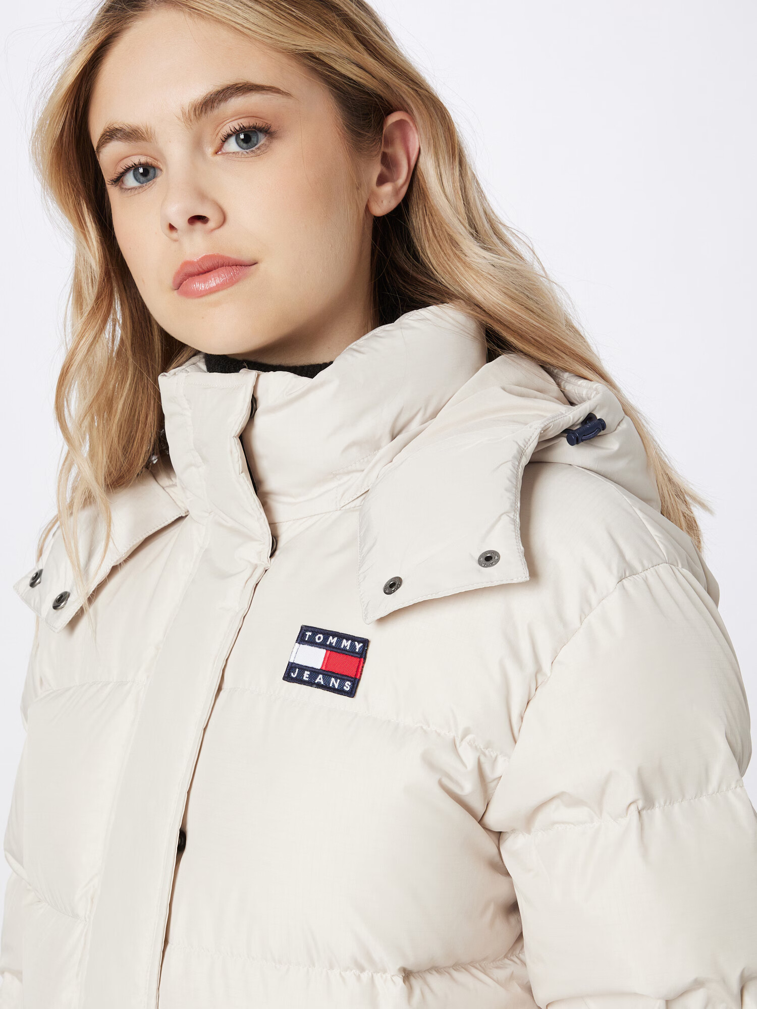 Tommy Jeans Palton de iarnă 'Alaska' bleumarin / roșu / alb / alb coajă de ou - Pled.ro