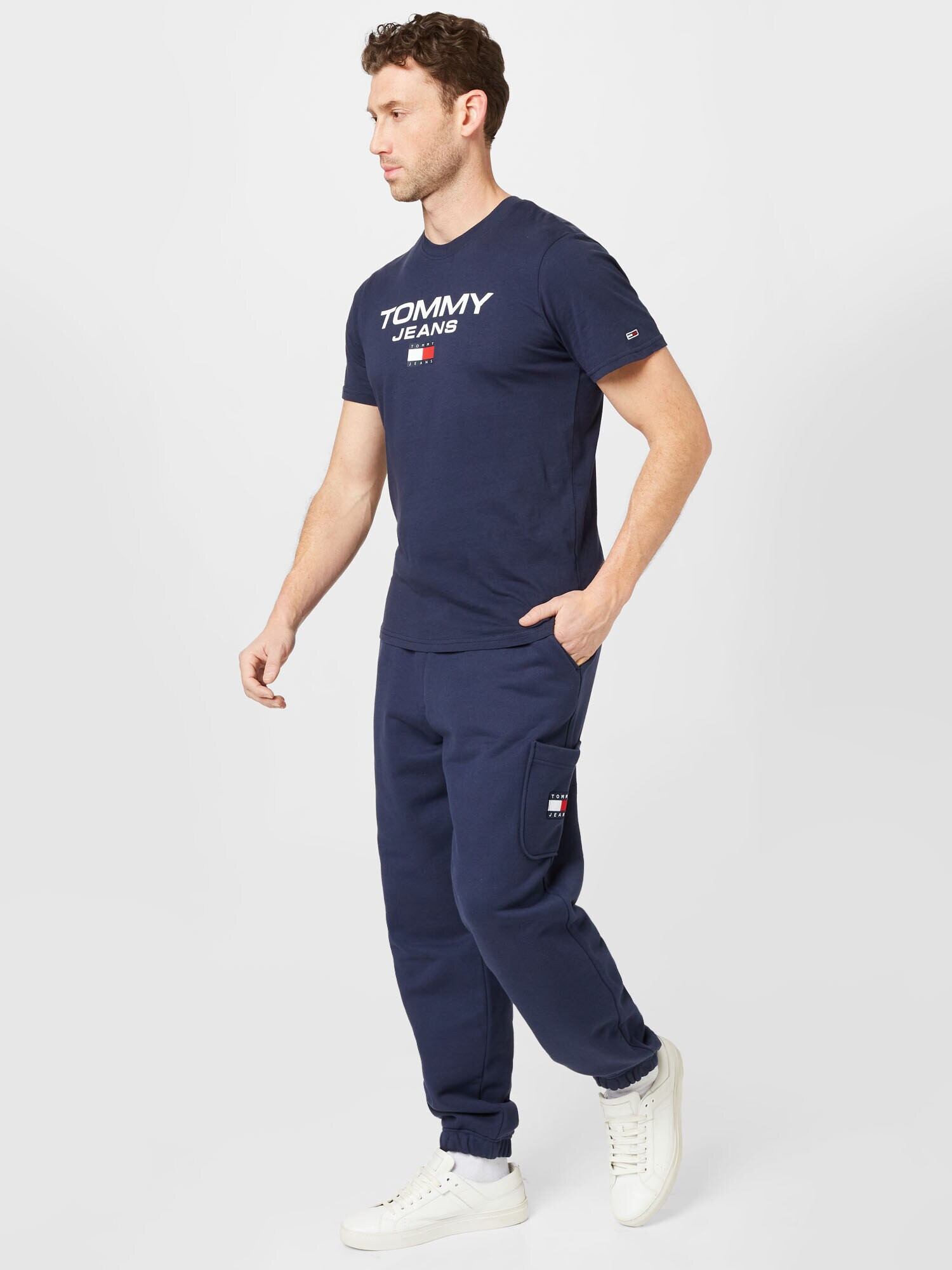 Tommy Jeans Pantaloni albastru închis / roșu / alb - Pled.ro