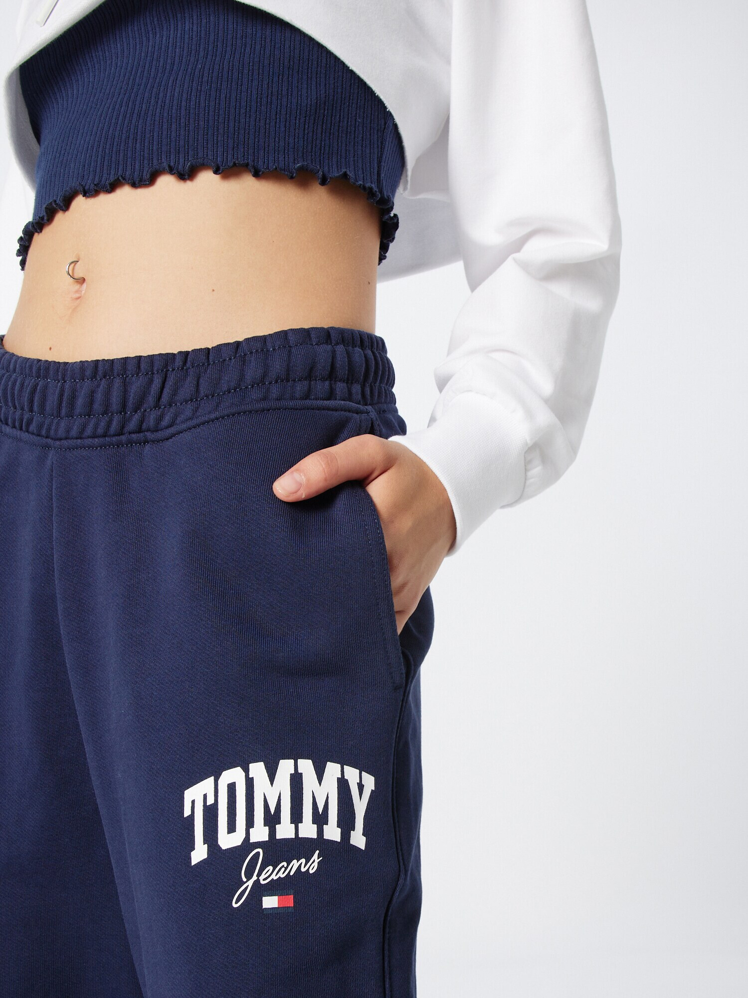 Tommy Jeans Pantaloni bleumarin / alb murdar - Pled.ro