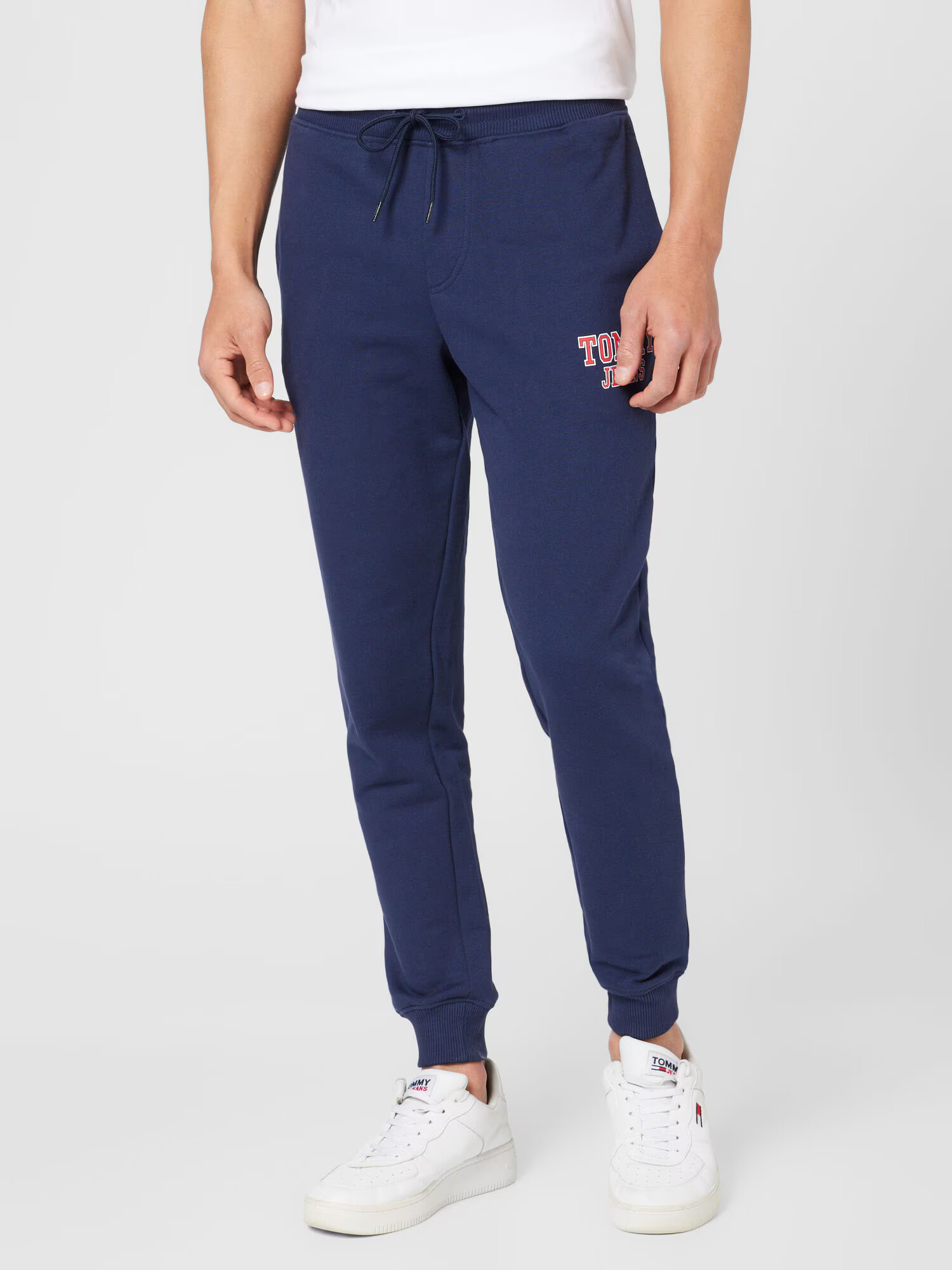 Tommy Jeans Pantaloni bleumarin / roșu / alb - Pled.ro