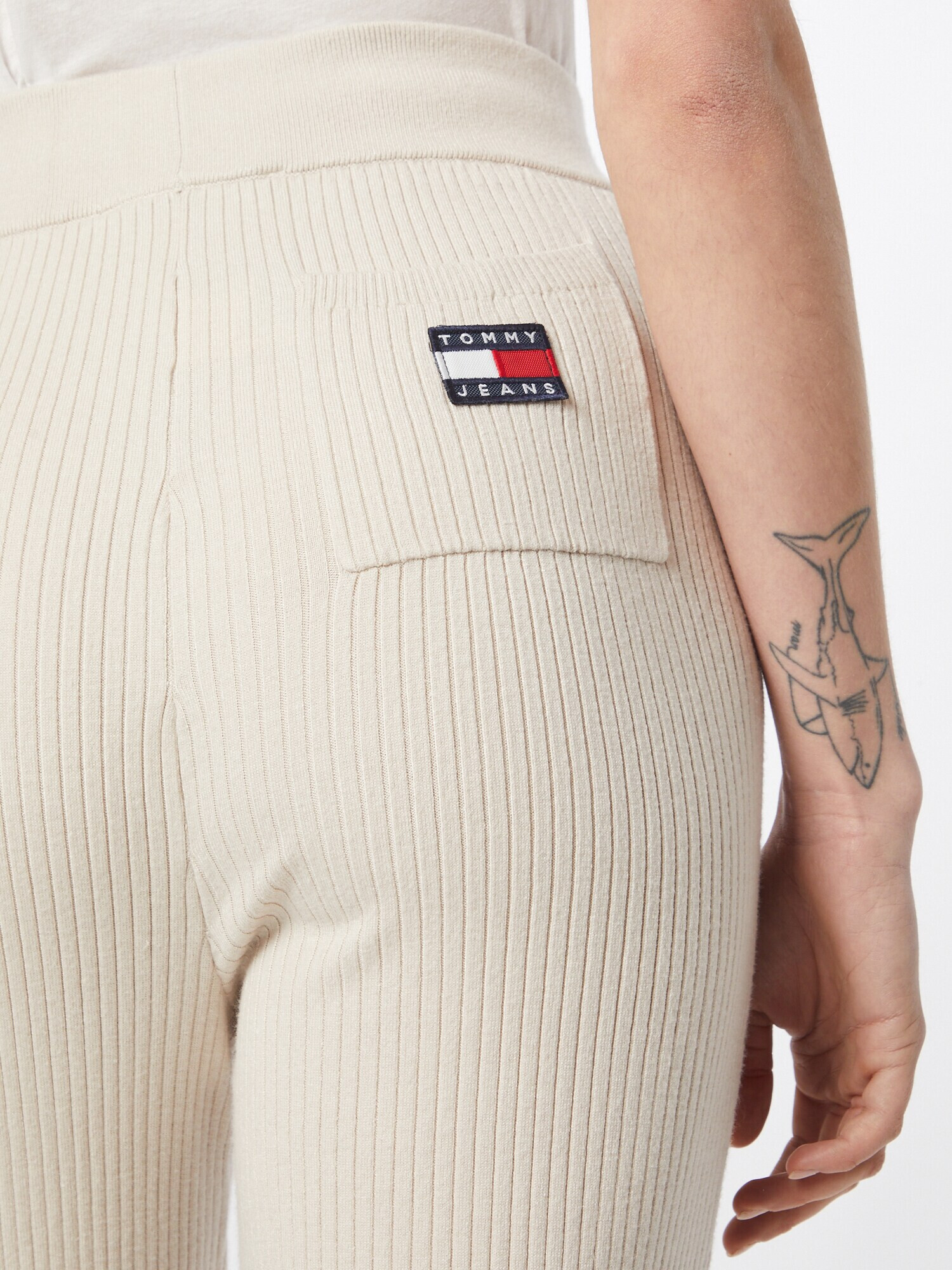 Tommy Jeans Pantaloni crem / albastru marin / roșu / alb - Pled.ro