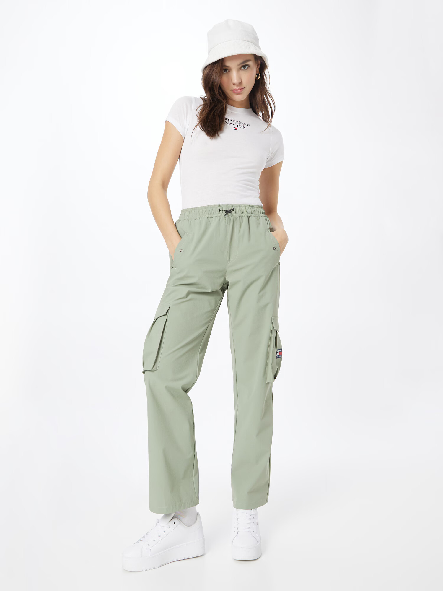 Tommy Jeans Pantaloni cu buzunare 'BETSY' verde deschis - Pled.ro