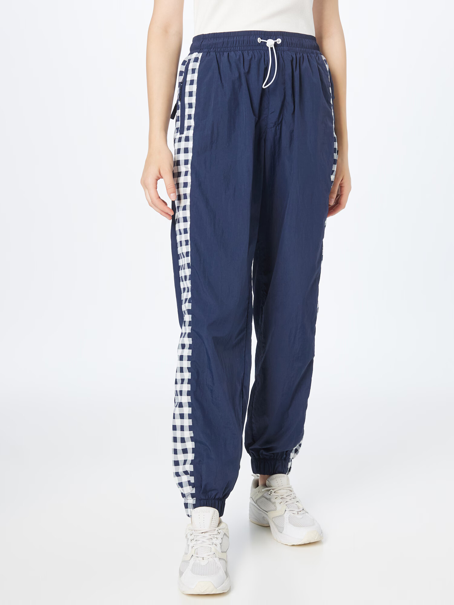 Tommy Jeans Pantaloni 'Gingham' bleumarin / roșu / alb - Pled.ro