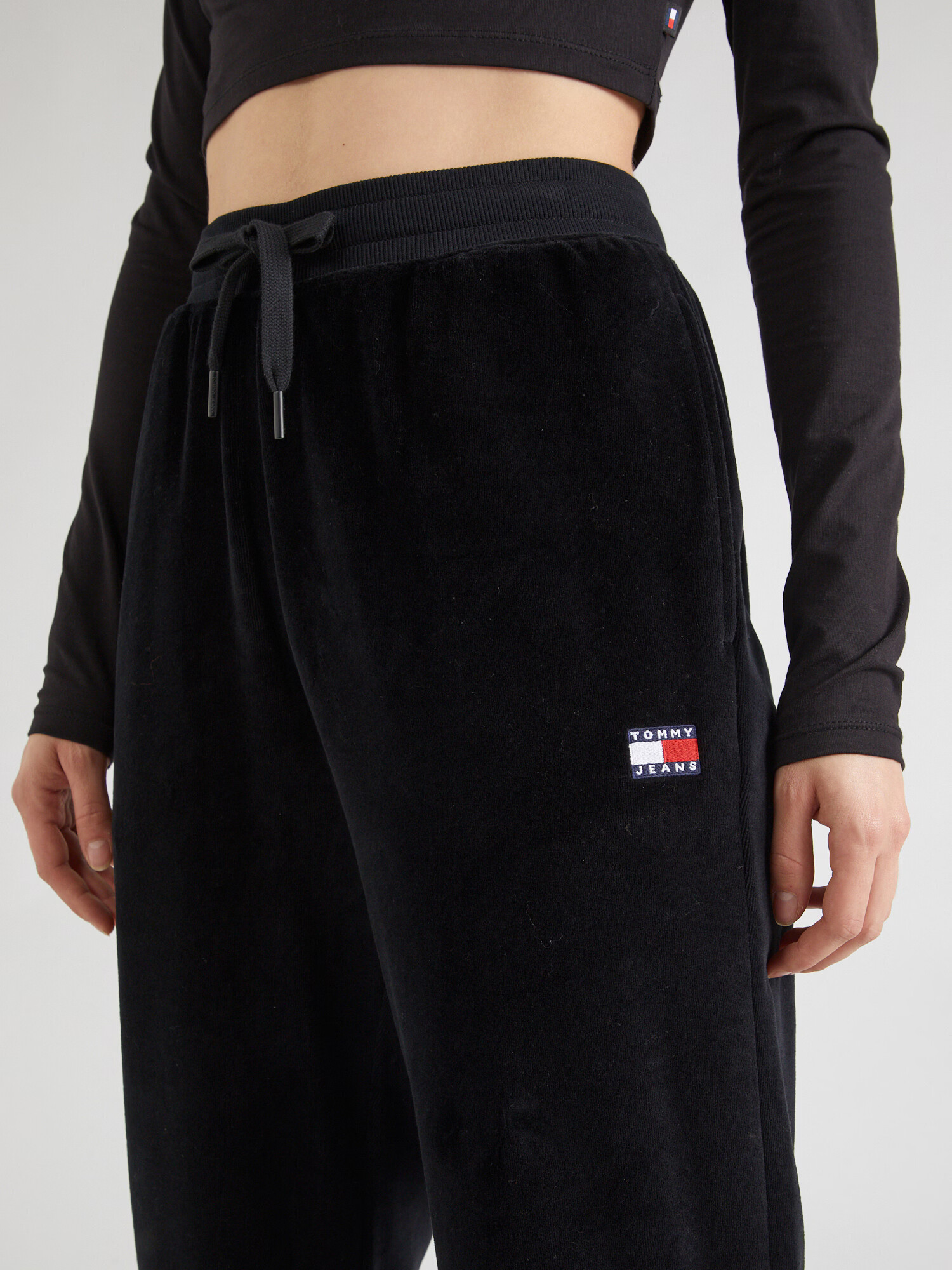 Tommy Jeans Pantaloni negru - Pled.ro