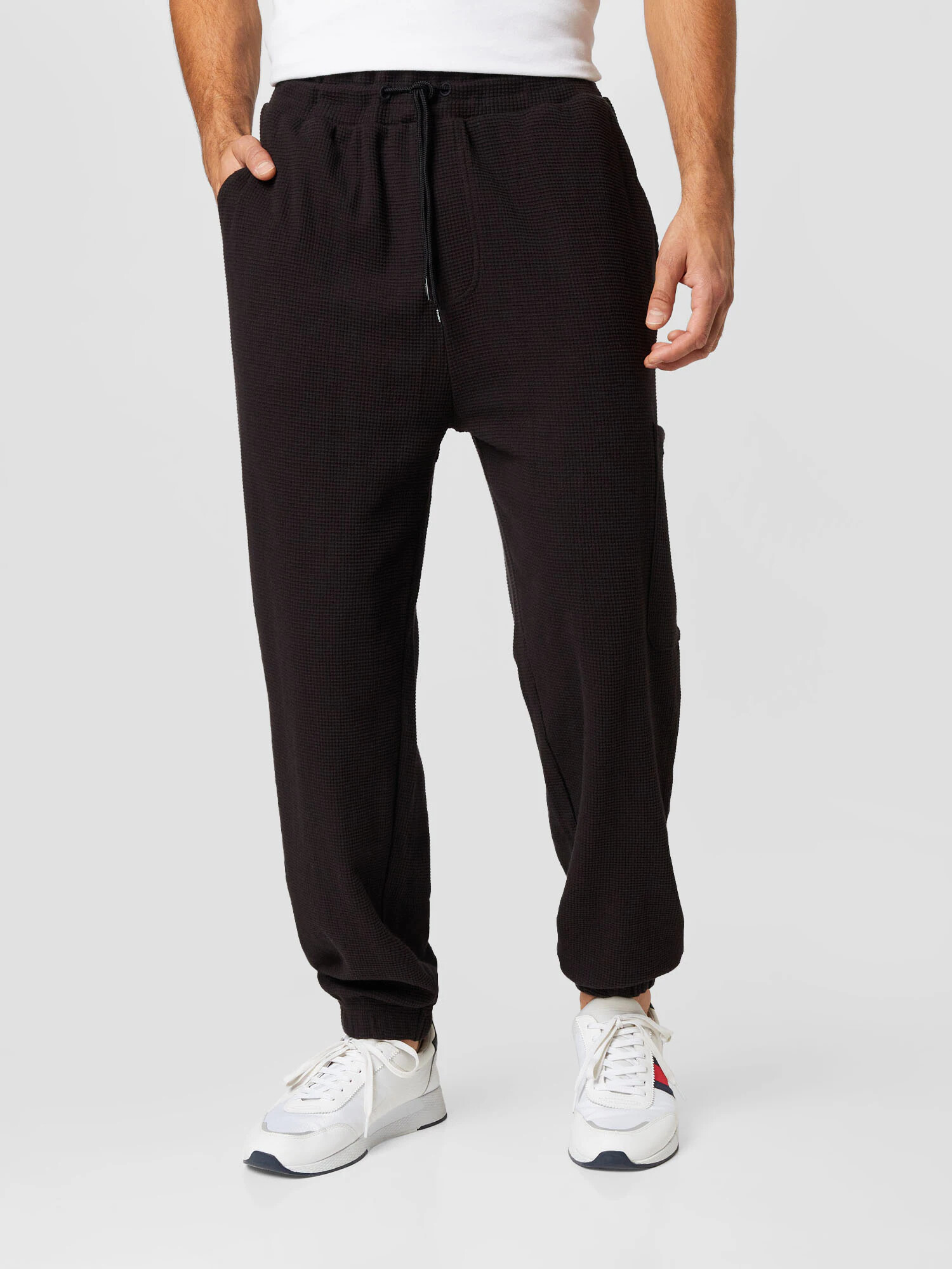 Tommy Jeans Pantaloni negru - Pled.ro