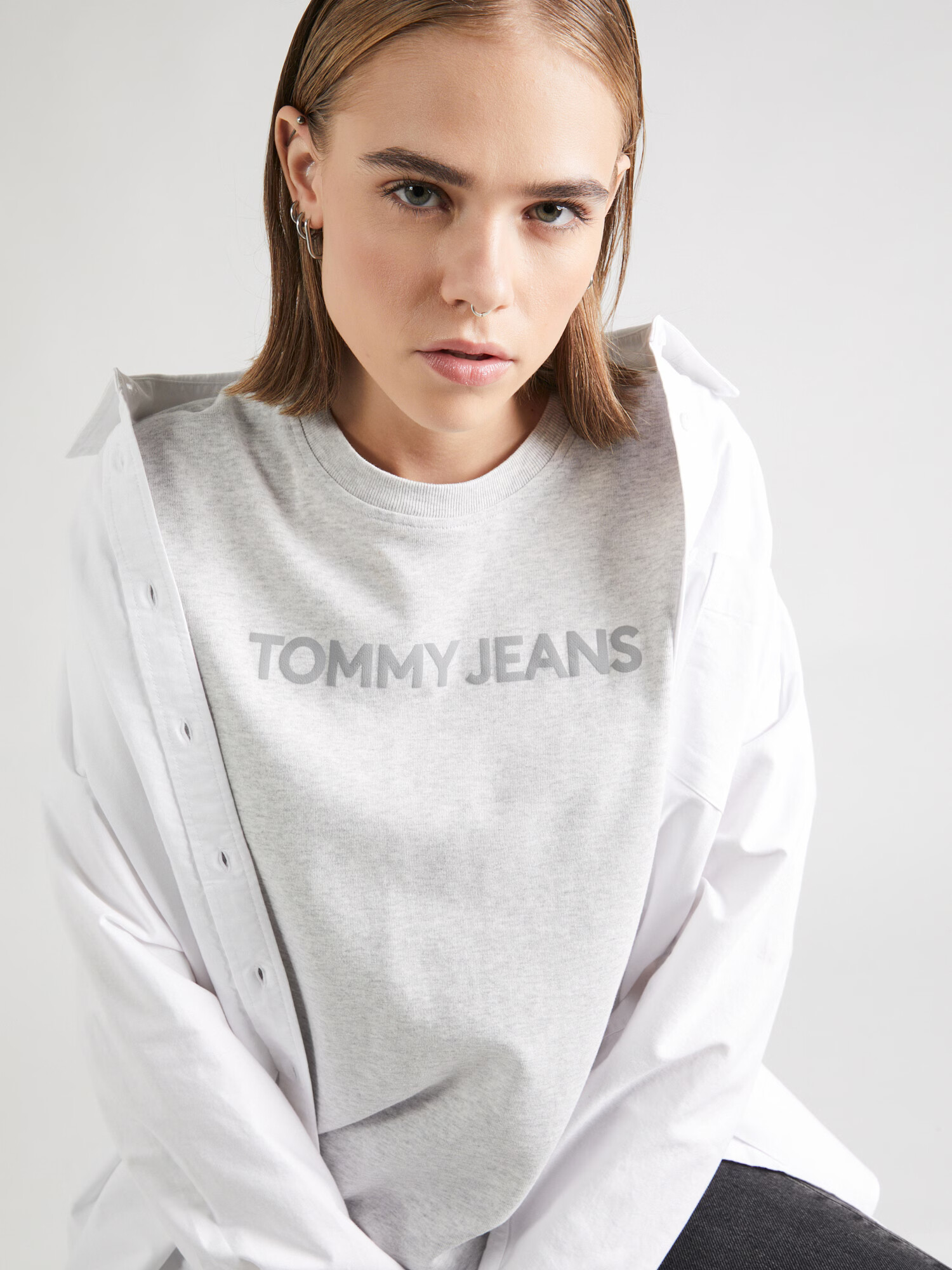 Tommy Jeans Tricou 'BOLD CLASSIC' bleumarin / gri închis / gri amestecat / roșu intens - Pled.ro