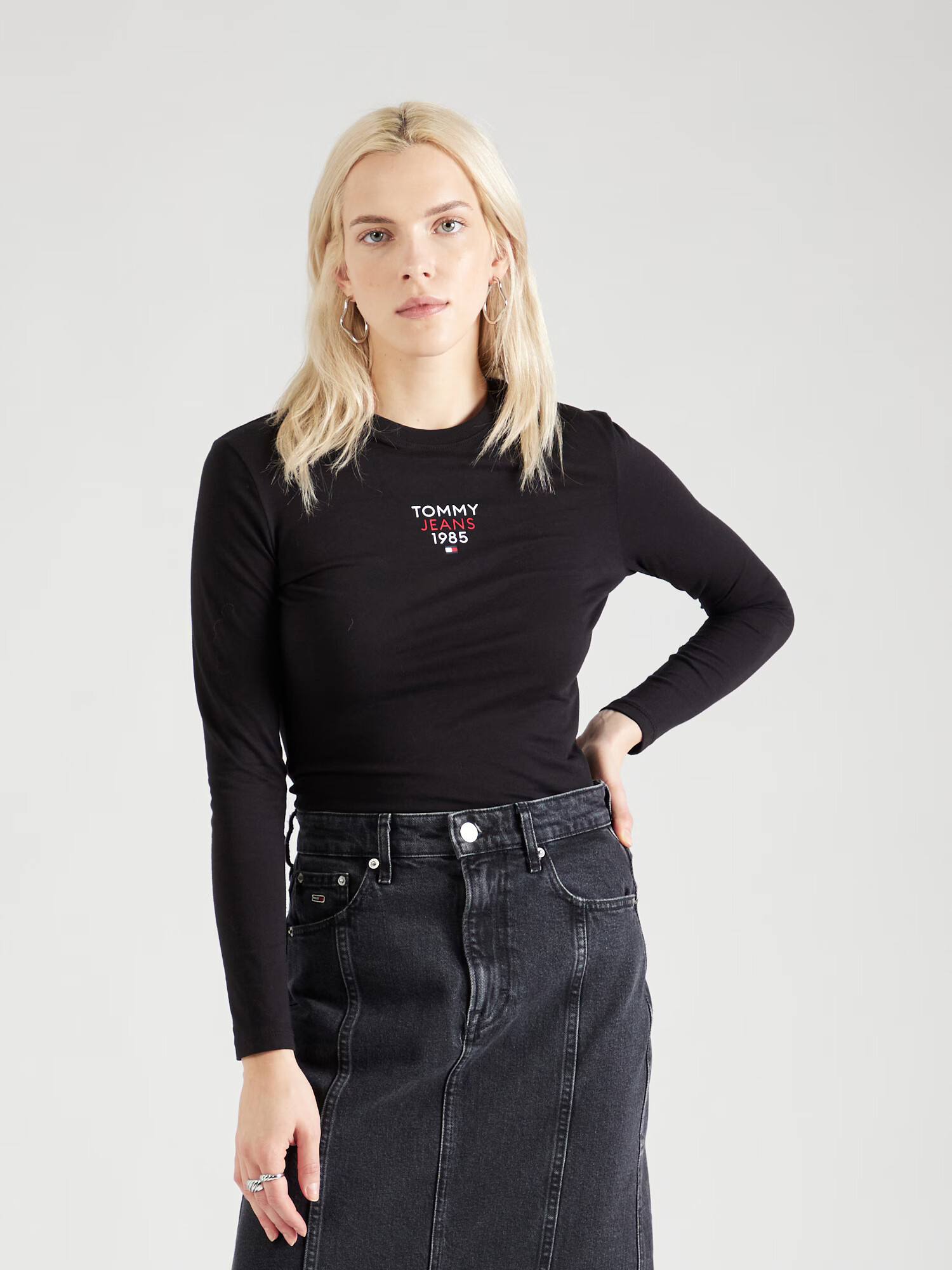 Tommy Jeans Tricou 'ESSENTIAL' sângeriu / negru / alb - Pled.ro