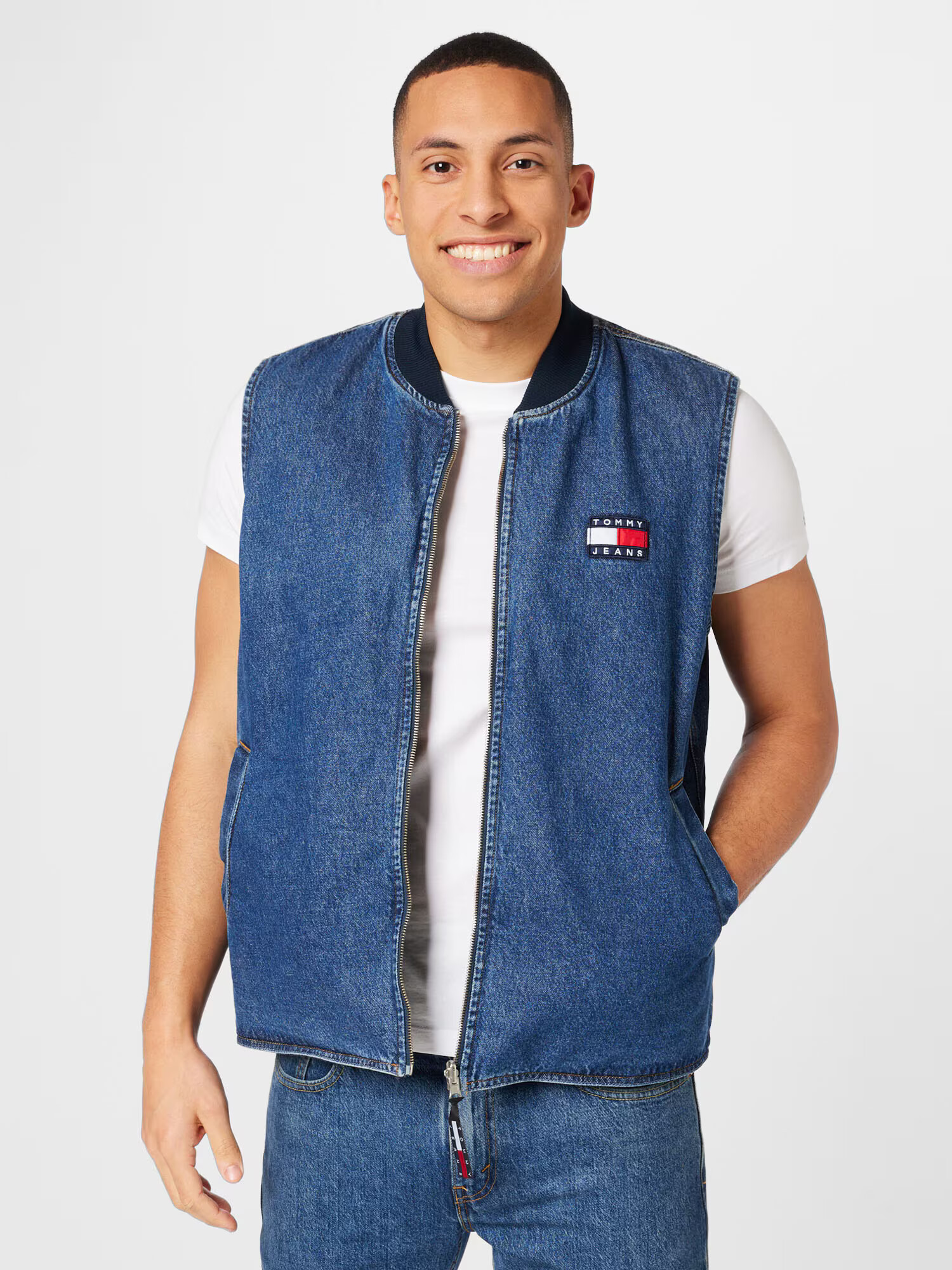 Tommy Jeans Vestă bleumarin / albastru denim / roșu / alb - Pled.ro